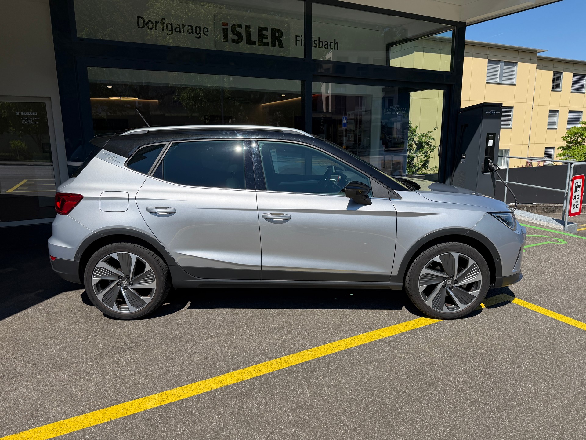 SEAT Arona 1.0 TSI Eco Hola FR DSG-image-1