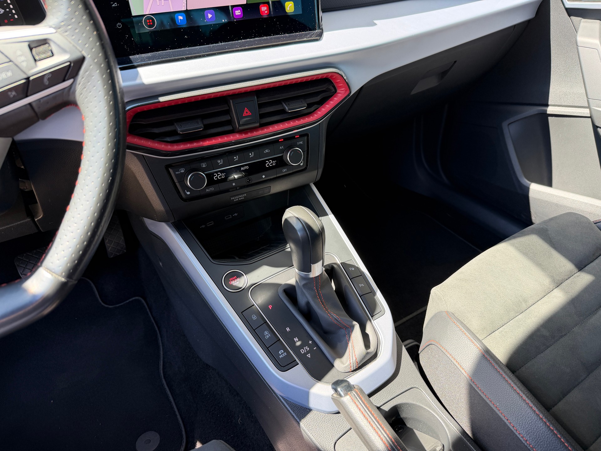 SEAT Arona 1.0 TSI Eco Hola FR DSG-image-14