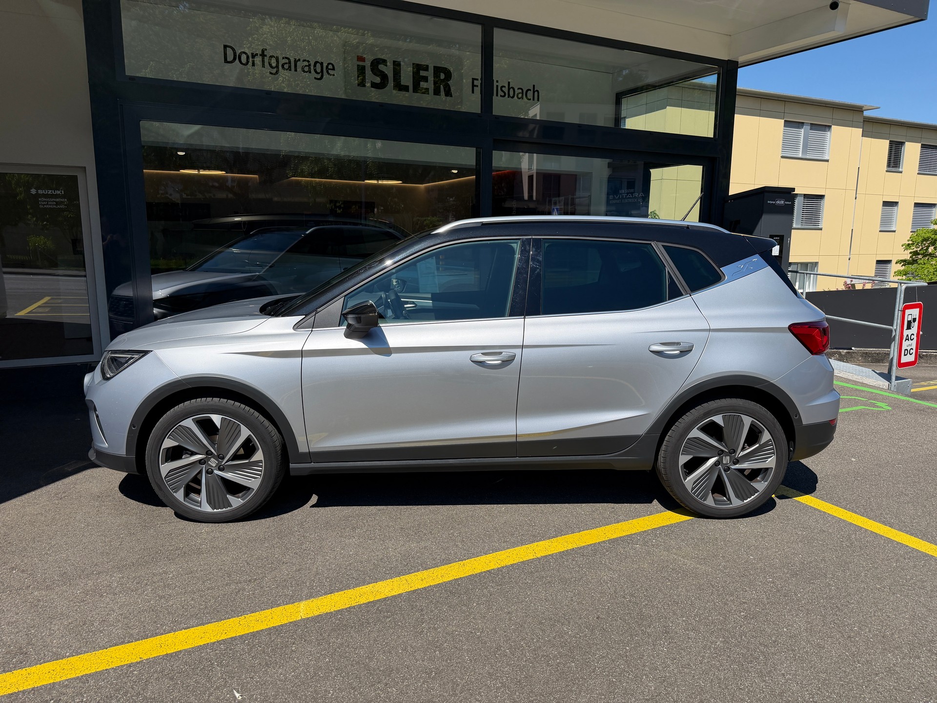 SEAT Arona 1.0 TSI Eco Hola FR DSG-image-4