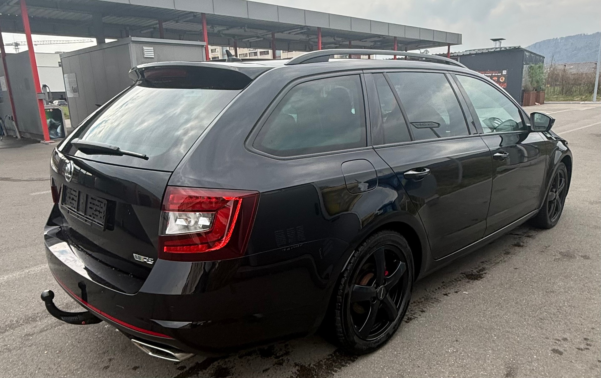 SKODA Octavia Combi 2.0 TDI RS 4x4 DSG-image-5