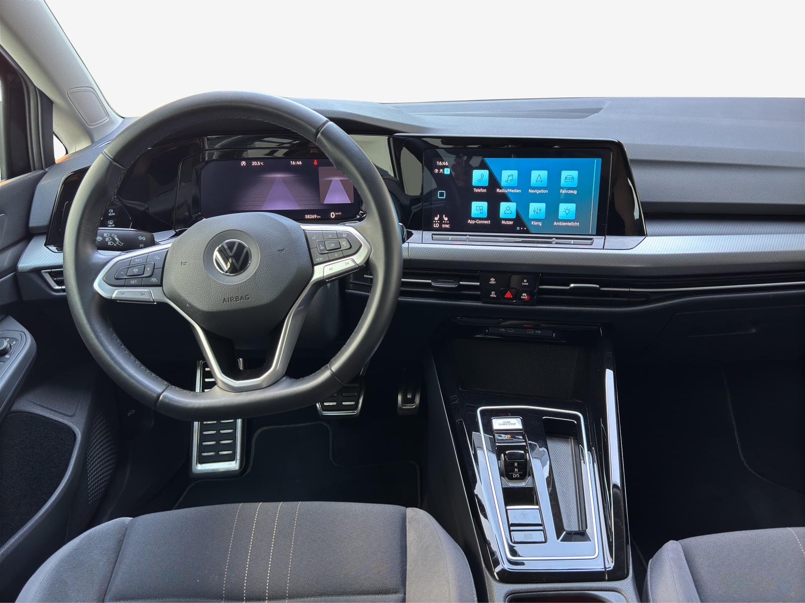 VW Golf 2.0 TSI Alltrack DSG 4Motion-image-8