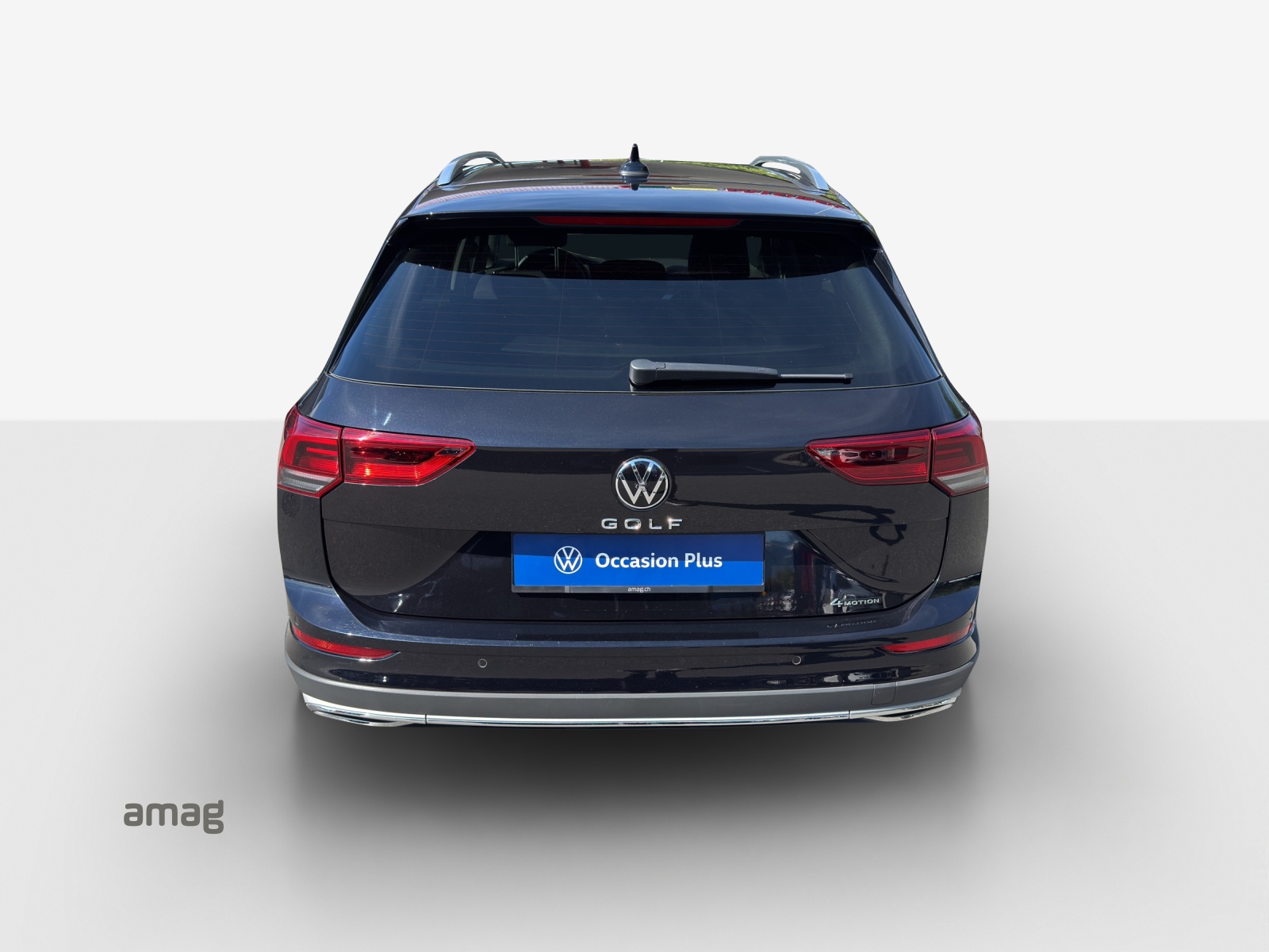 VW Golf 2.0 TSI Alltrack DSG 4Motion-image-3