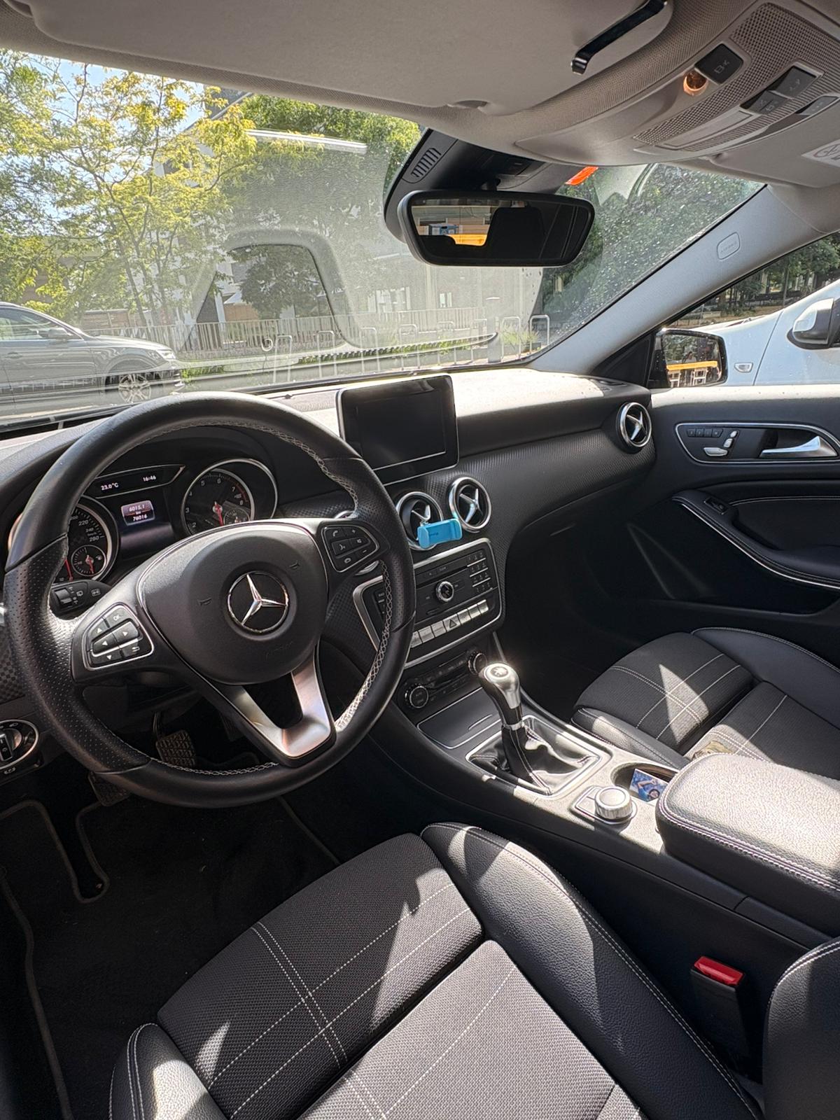 MERCEDES-BENZ A 200 Night Star-image-4