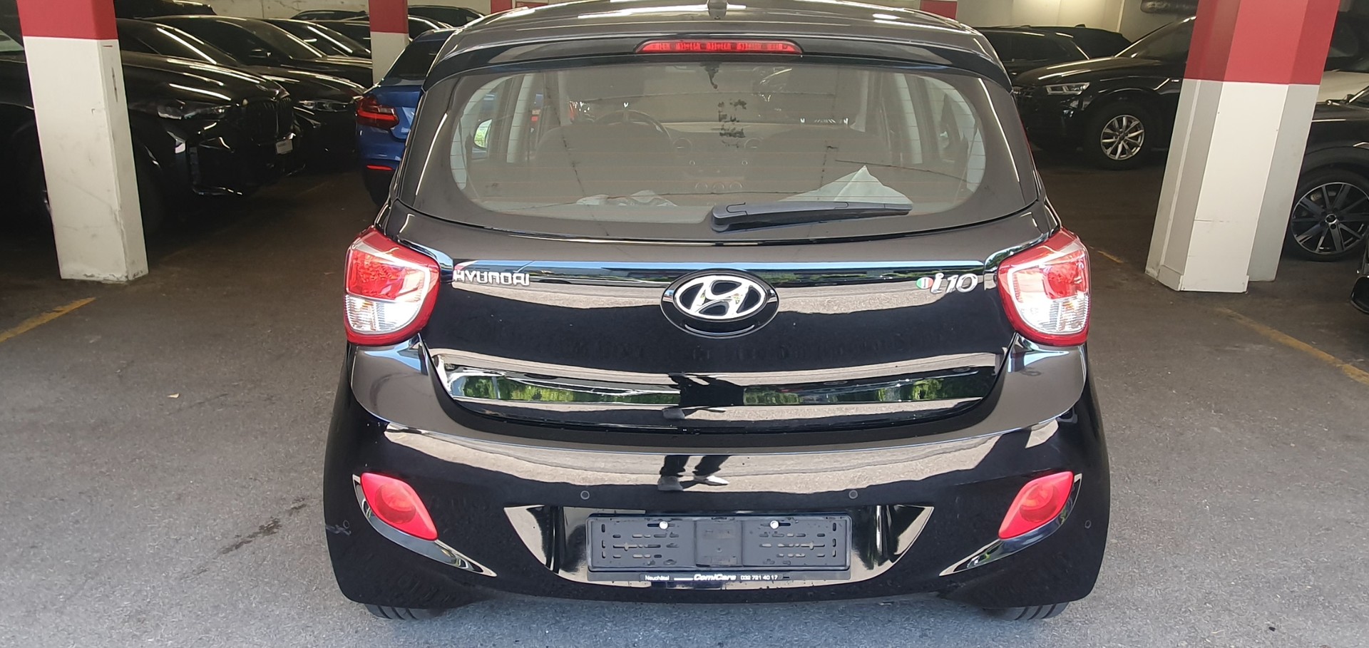 HYUNDAI i10 1.0 Amplia-image-5