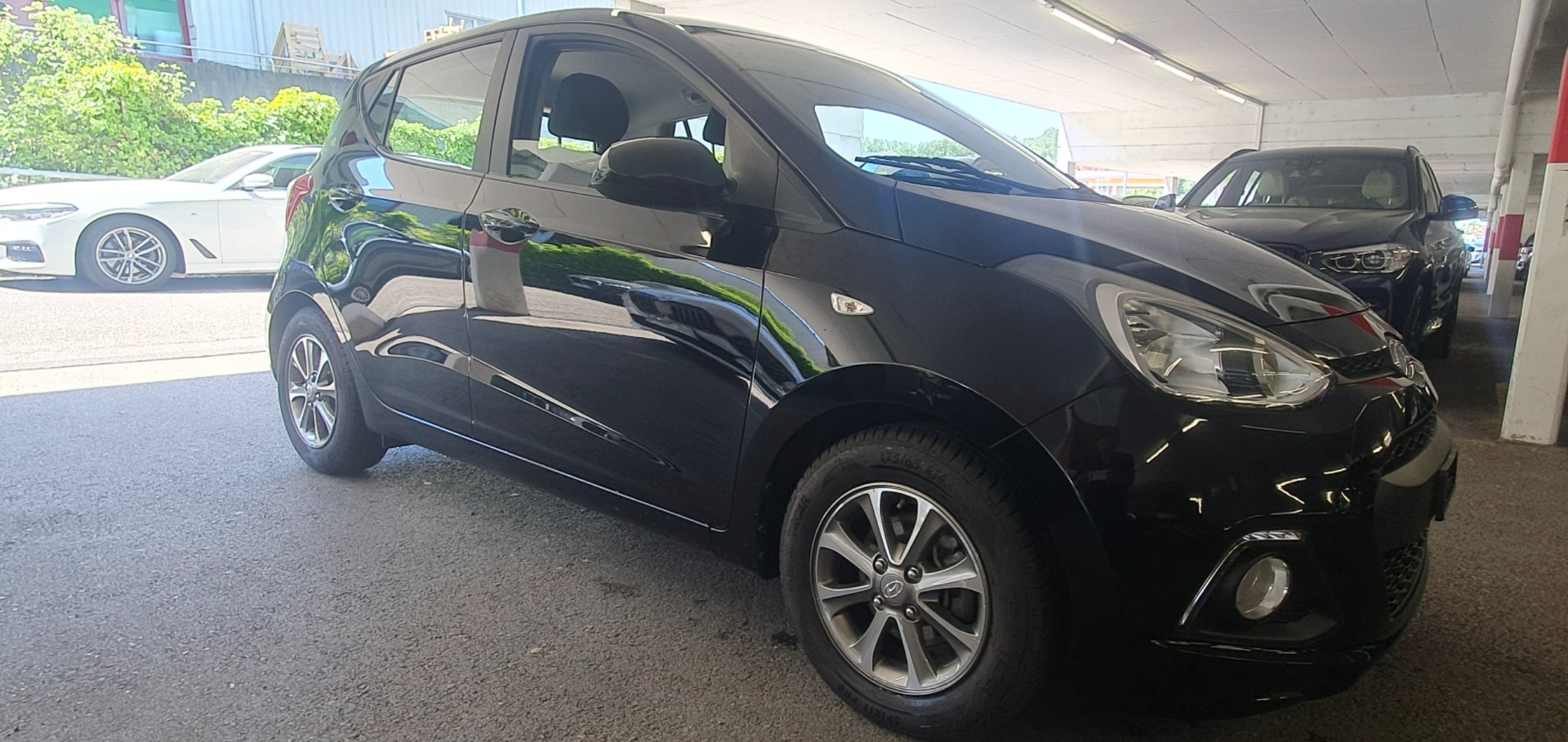 HYUNDAI i10 1.0 Amplia-image-1