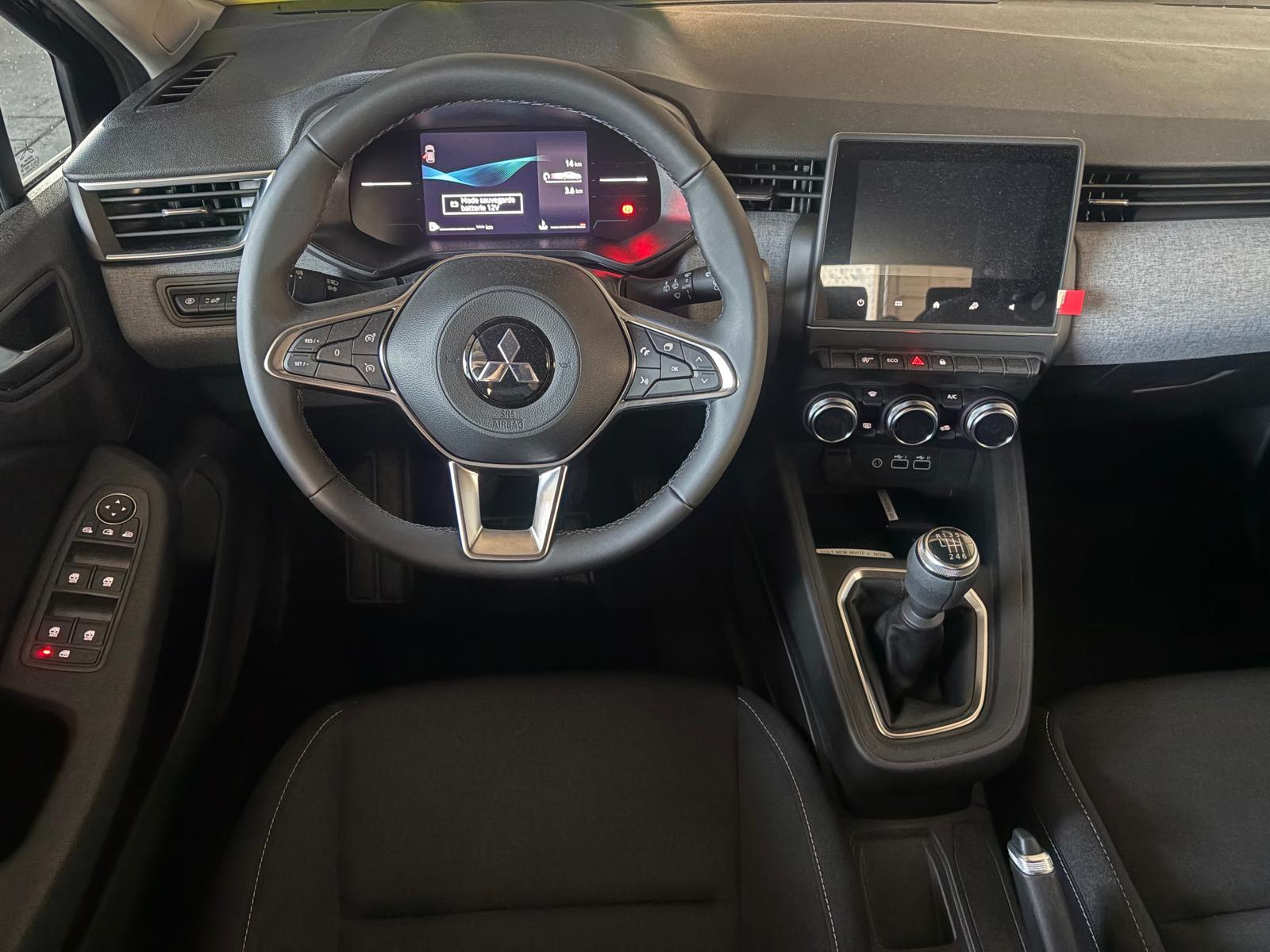 MITSUBISHI Colt 1.0 Invite+-image-5