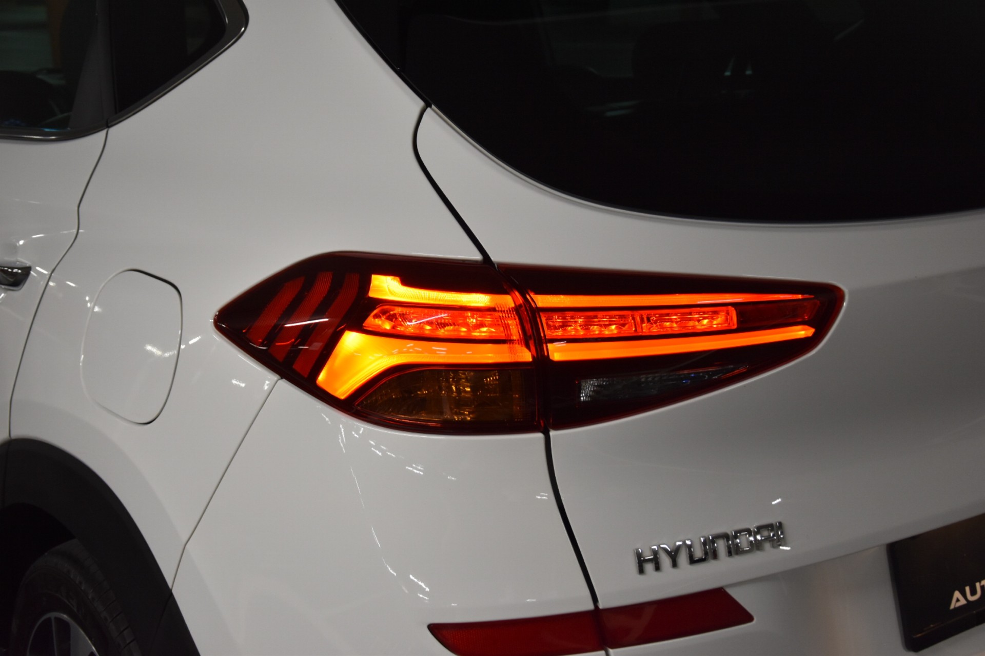HYUNDAI Tucson 2.0 CRDI Vertex Mild Hybrid 4WD Automatic-image-5