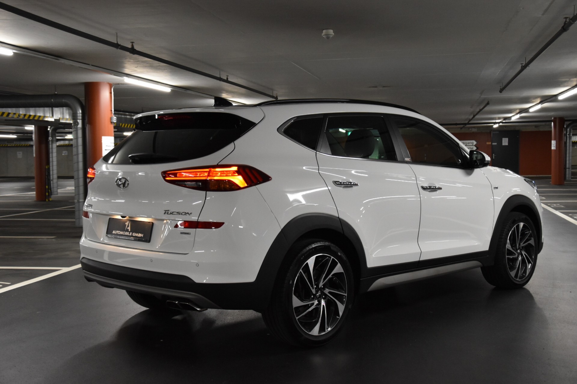 HYUNDAI Tucson 2.0 CRDI Vertex Mild Hybrid 4WD Automatic-image-9