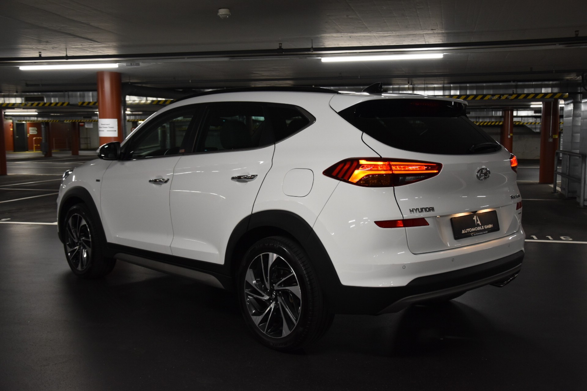 HYUNDAI Tucson 2.0 CRDI Vertex Mild Hybrid 4WD Automatic-image-4