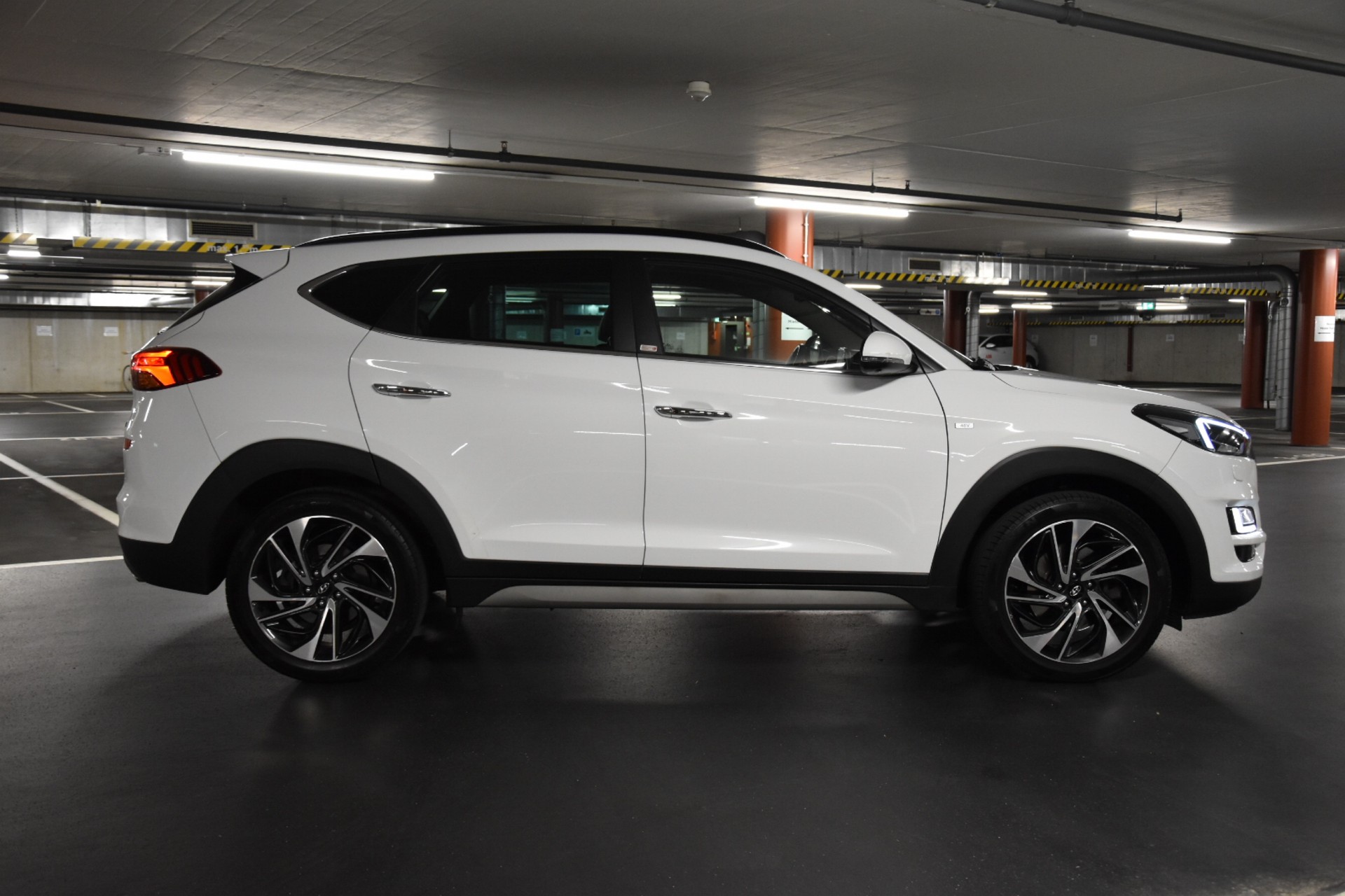 HYUNDAI Tucson 2.0 CRDI Vertex Mild Hybrid 4WD Automatic-image-10