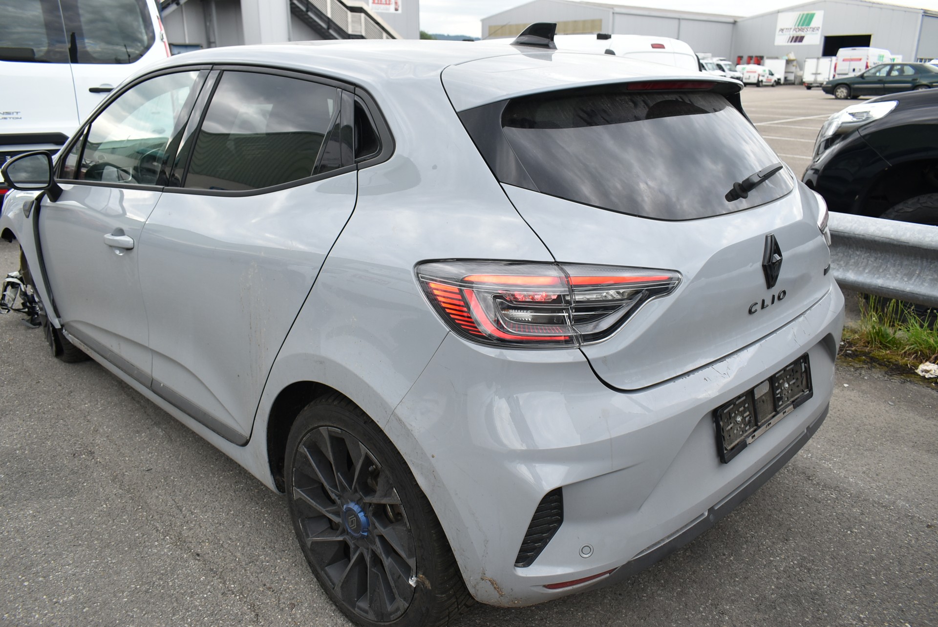 RENAULT Clio 1.6 E-Tech Esprit Alpine-image-7