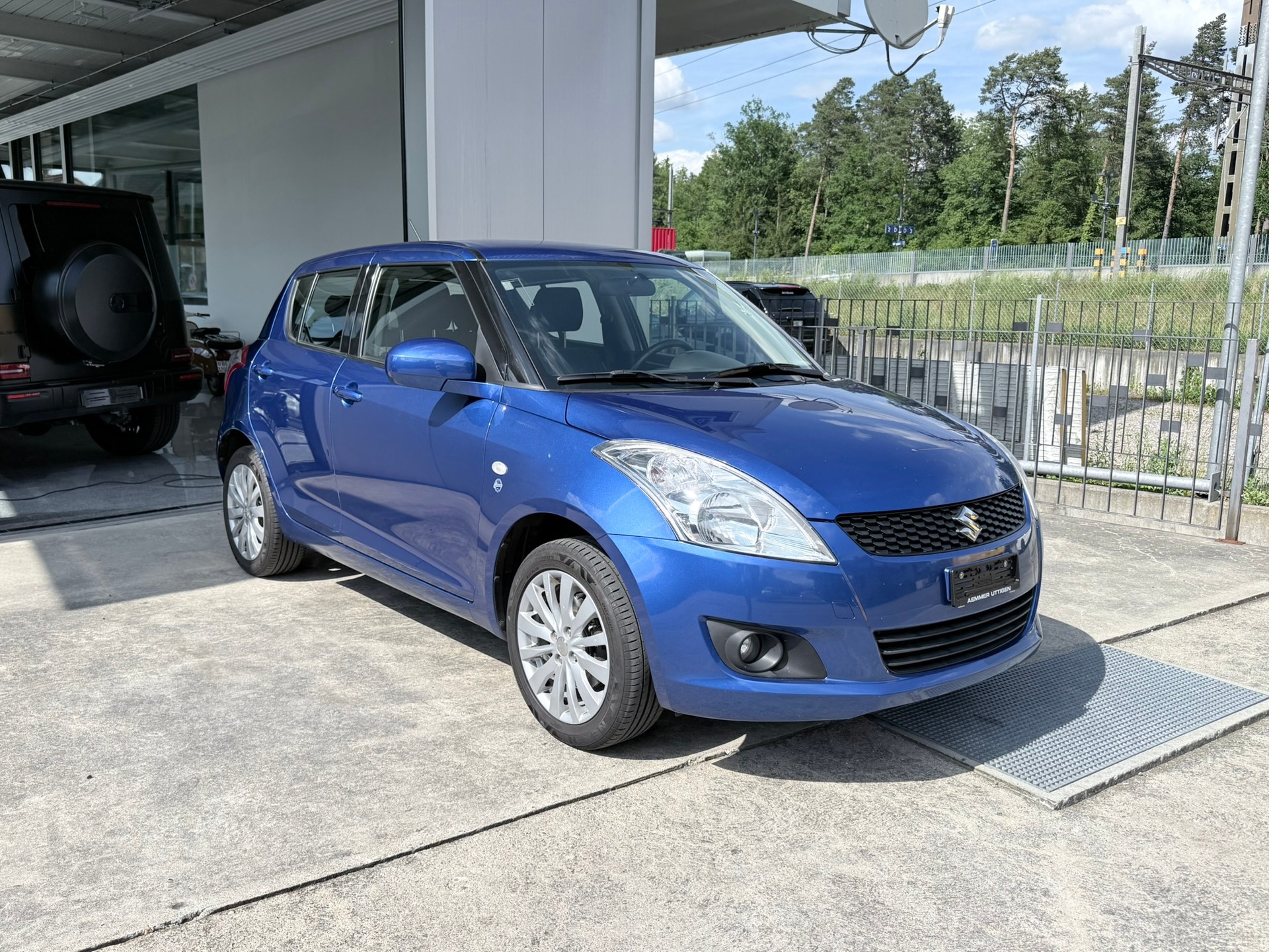 SUZUKI Swift 1.2i 16V GL Top 4x4-image-2