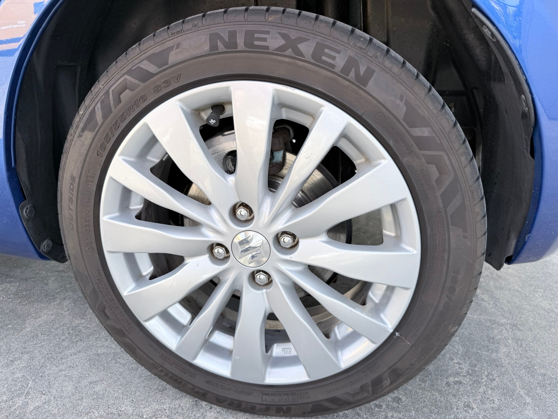 SUZUKI Swift 1.2i 16V GL Top 4x4-image-14