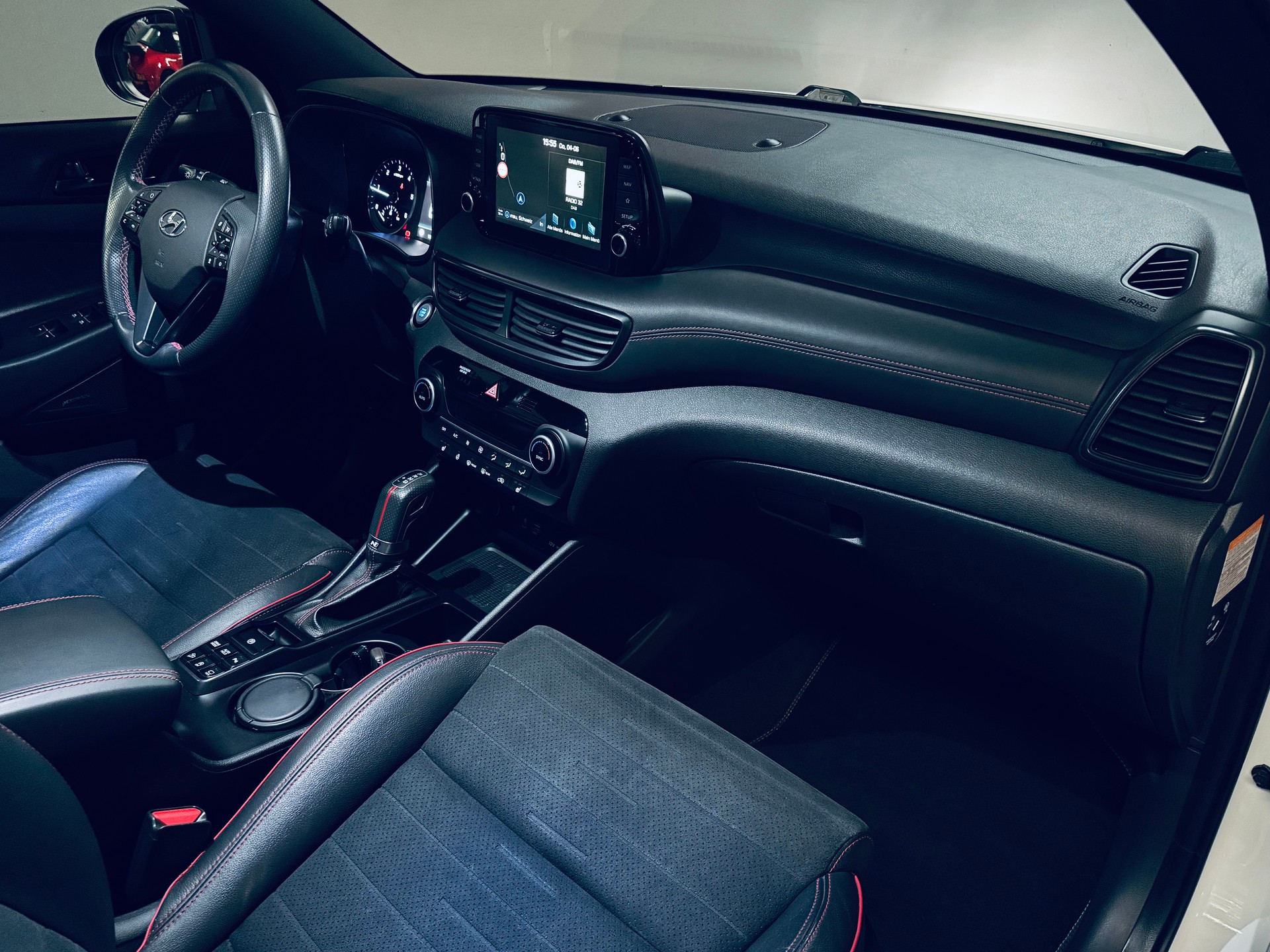 HYUNDAI Tucson 2.0 CRDI N-Line Mild Hybrid 4WD Automatic-image-16