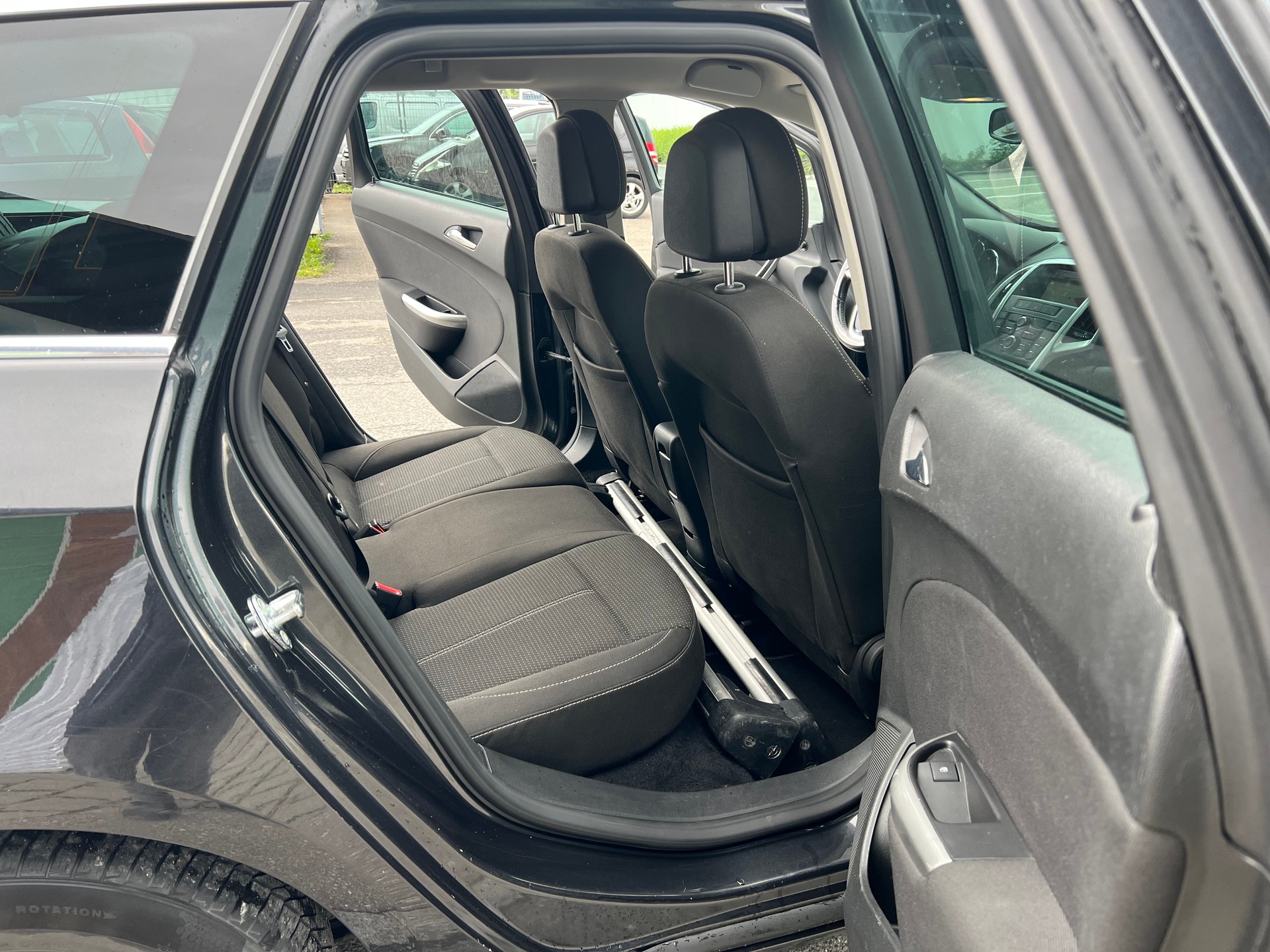 OPEL Astra ST 1.6i 16V Turbo Anniversary Ed.-image-10