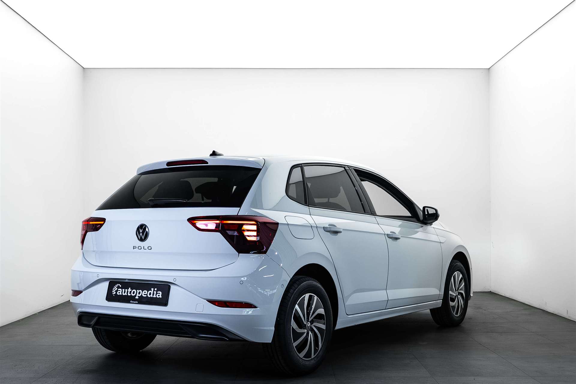VW Polo 1.0 TSi Life-Edition DSG-Automat-image-2