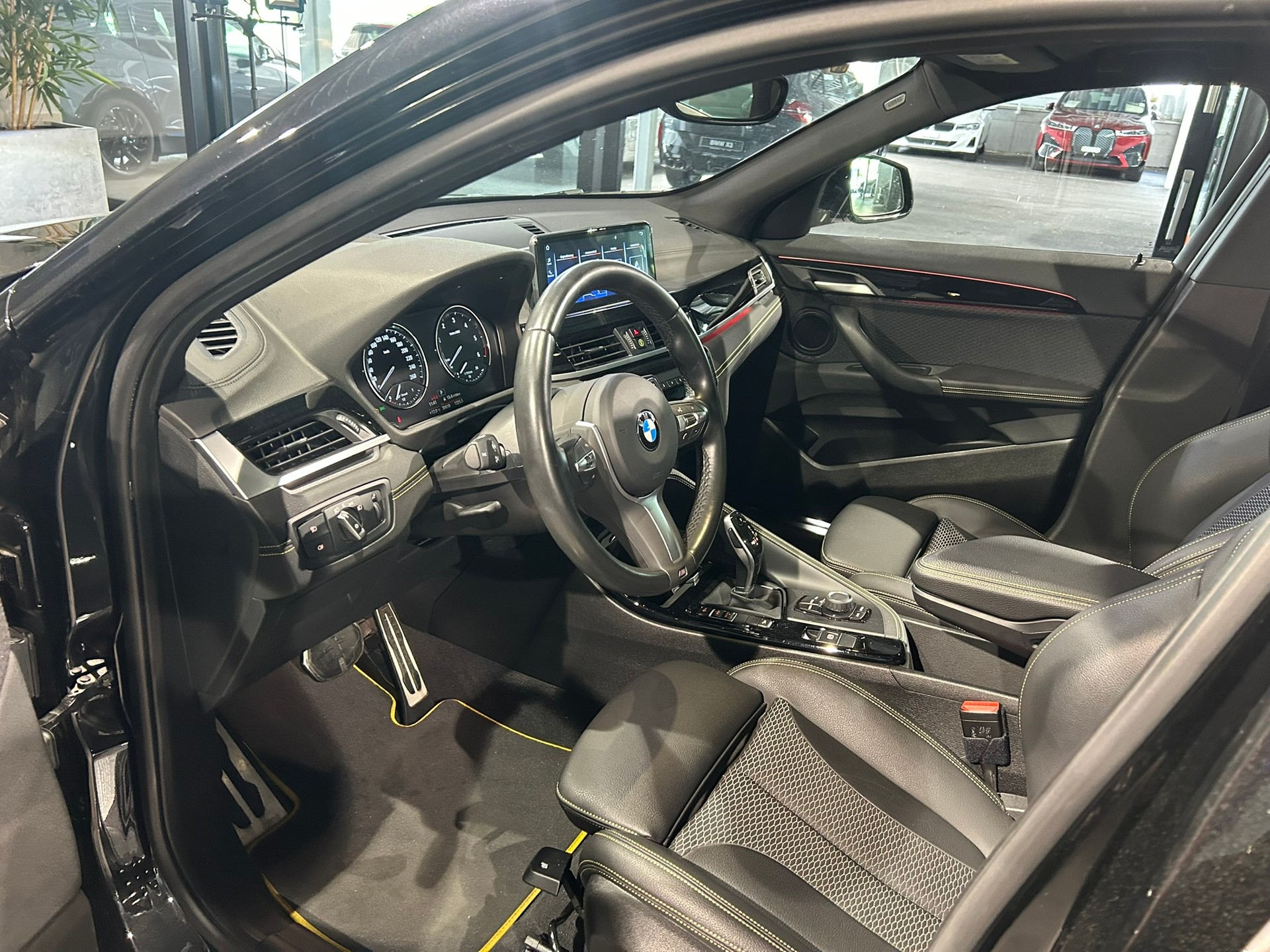BMW X2 xDrive 20d M Sport Steptronic-image-31