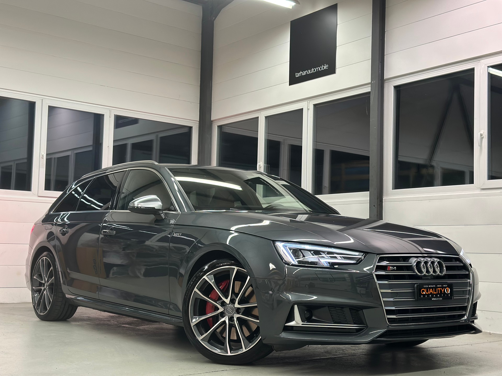 AUDI S4 Avant 3.0 TFSI quattro tiptronic-image-0
