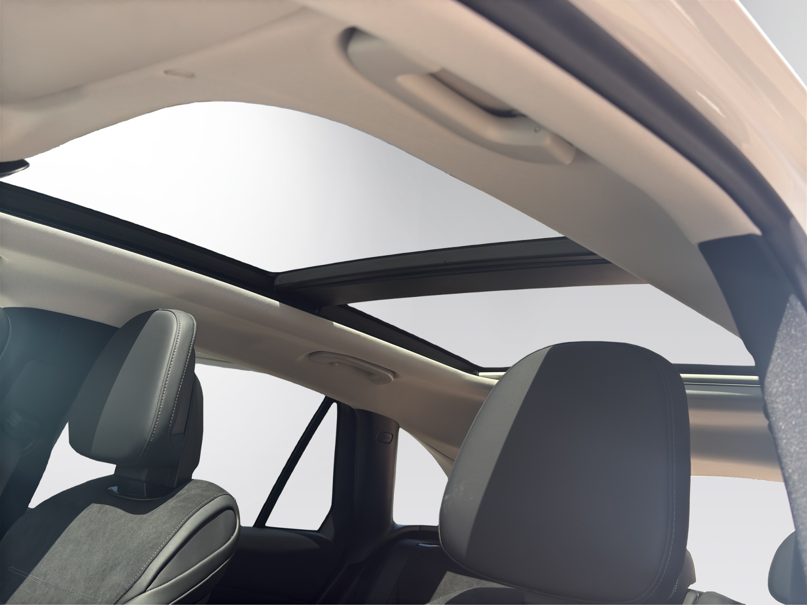 MERCEDES-BENZ GLC 200 4Matic 9G-Tronic-image-9