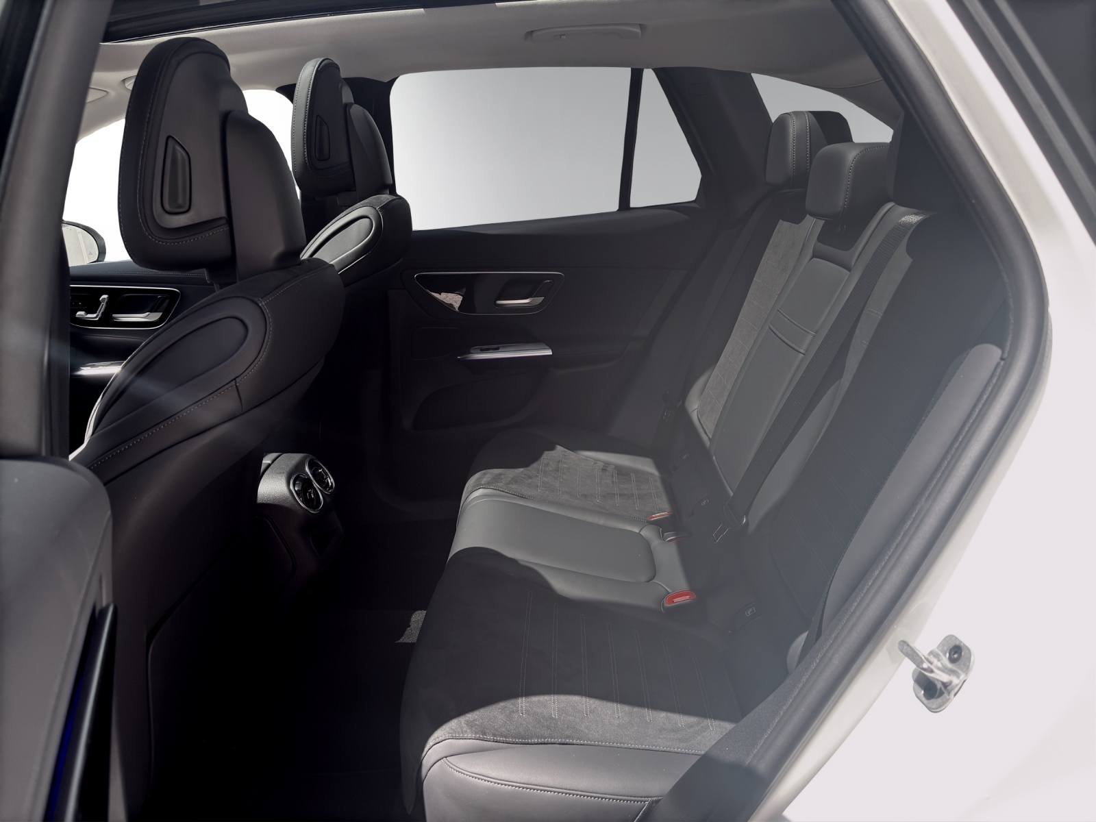MERCEDES-BENZ GLC 200 4Matic 9G-Tronic-image-10