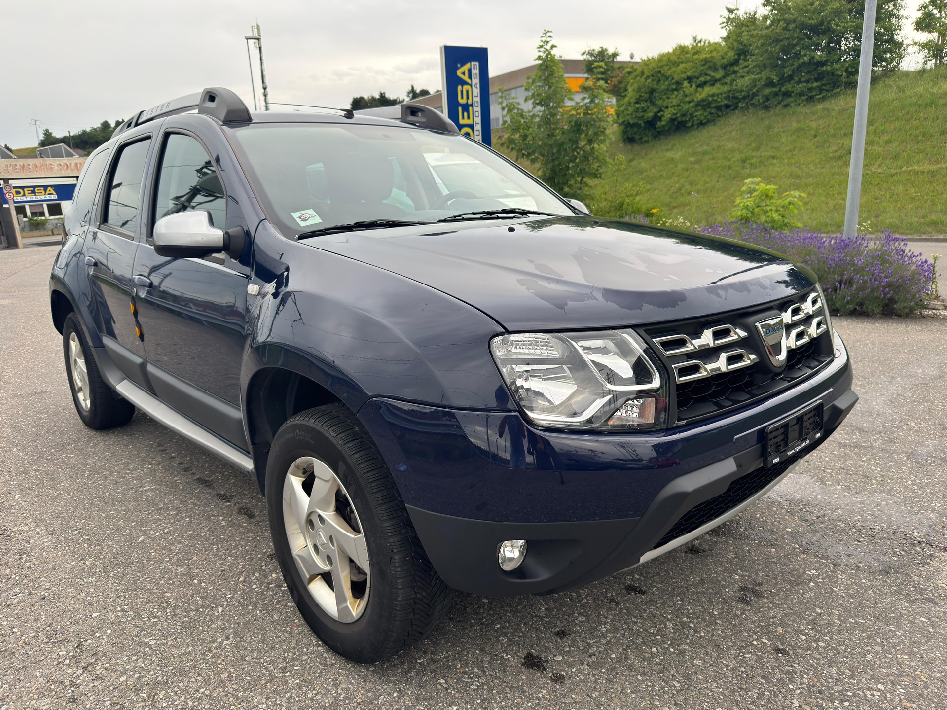 DACIA Duster 1.5 dCi Lauréate 4x4-image-2