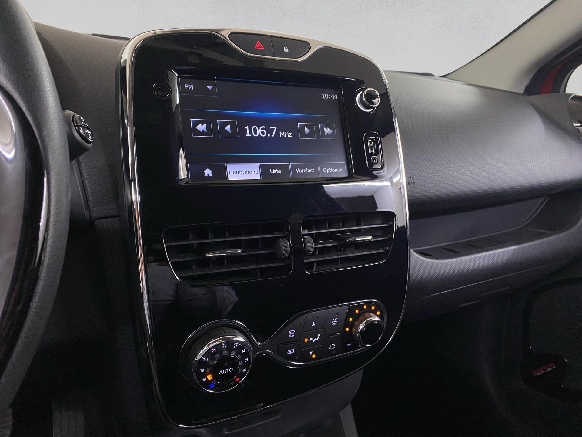 RENAULT Clio 1.2 16V T Intens EDC-image-14