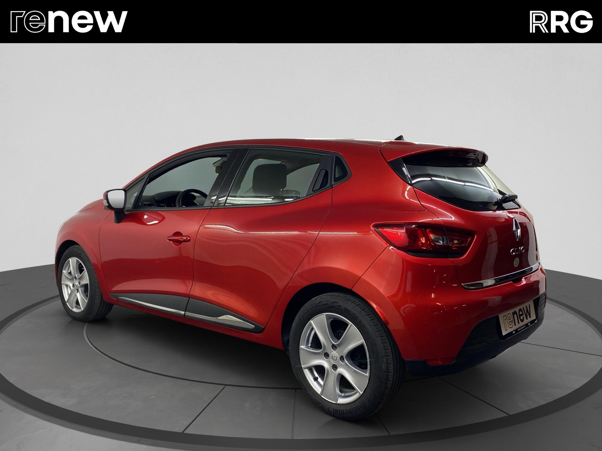 RENAULT Clio 1.2 16V T Intens EDC-image-3