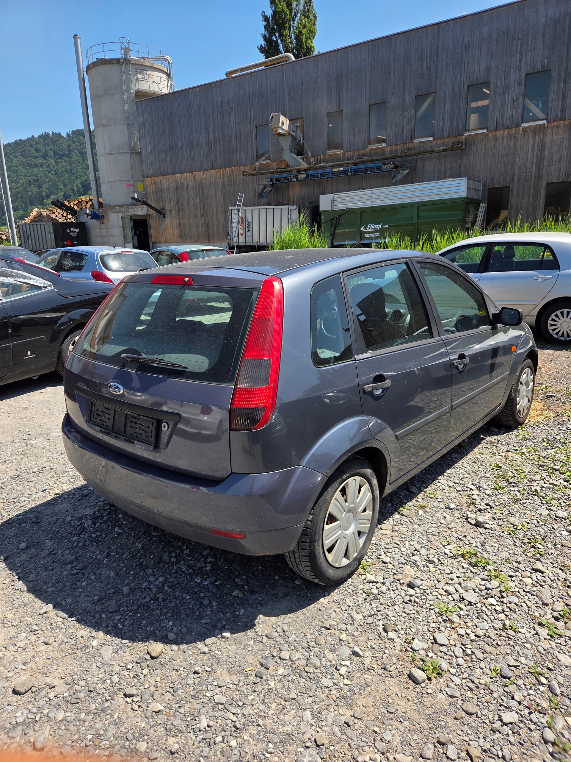 FORD Fiesta 1.4 16V Trend-image-3