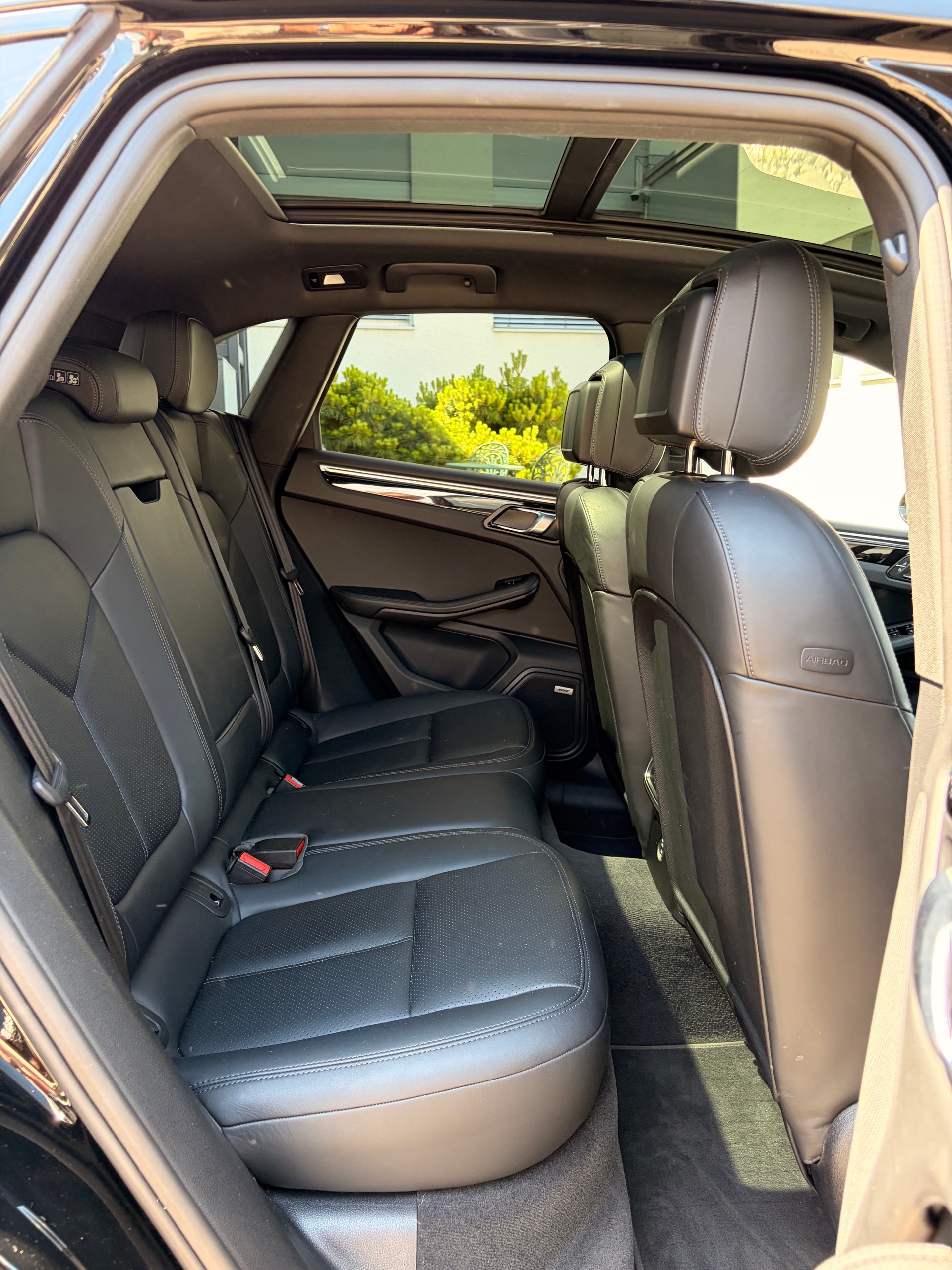 PORSCHE Macan S PDK-image-5