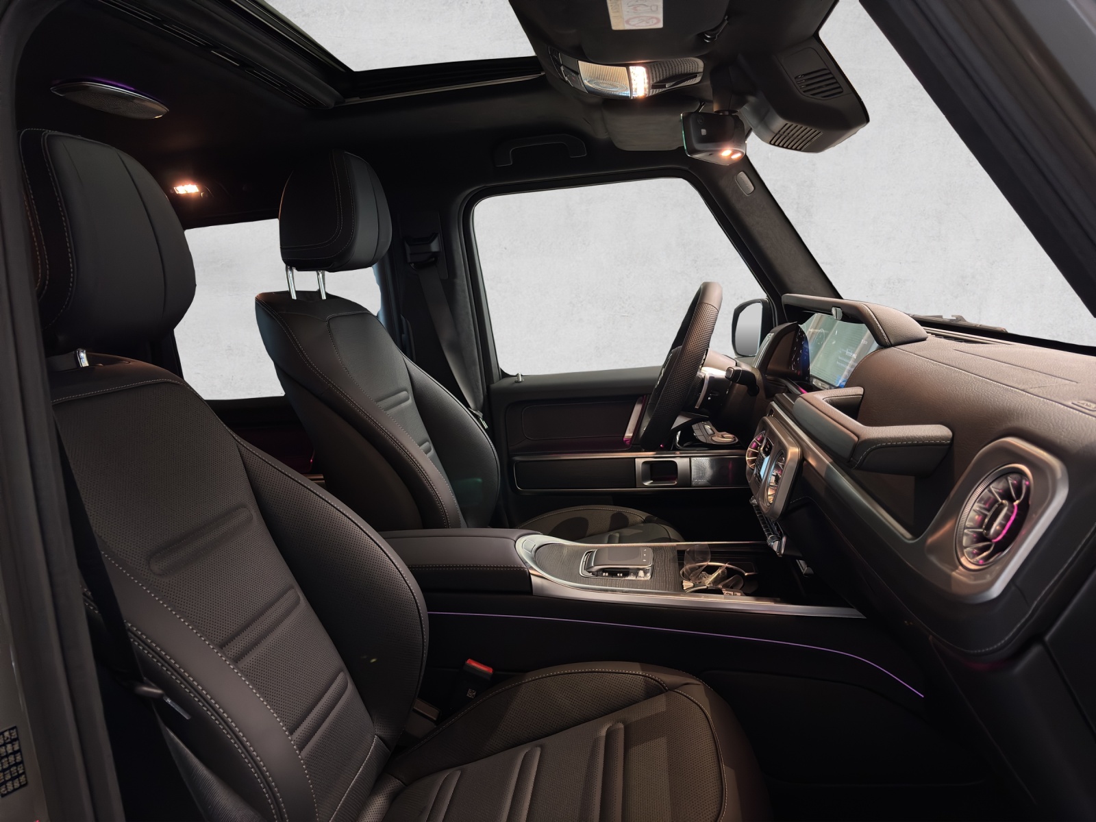 MERCEDES-BENZ G 450d 9G-Tronic-image-13