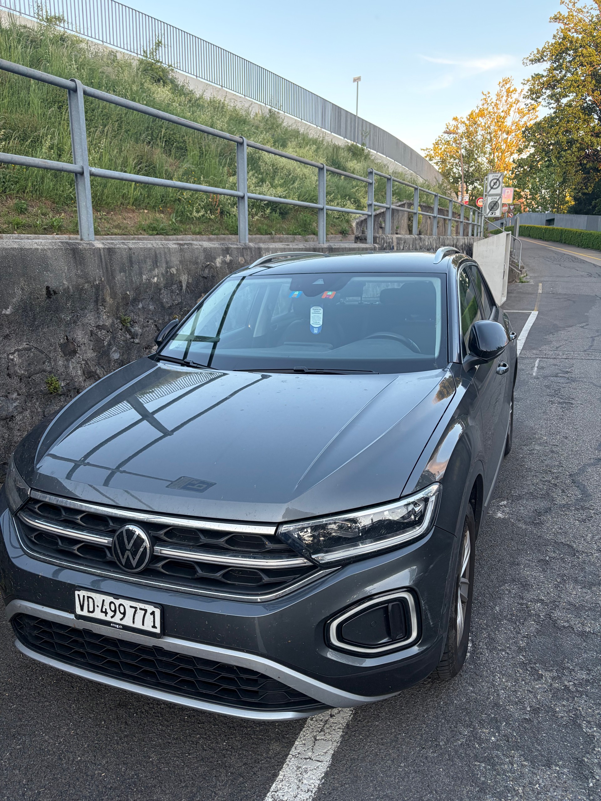 VW 2.0 TSI Style DSG 4motion-image-1