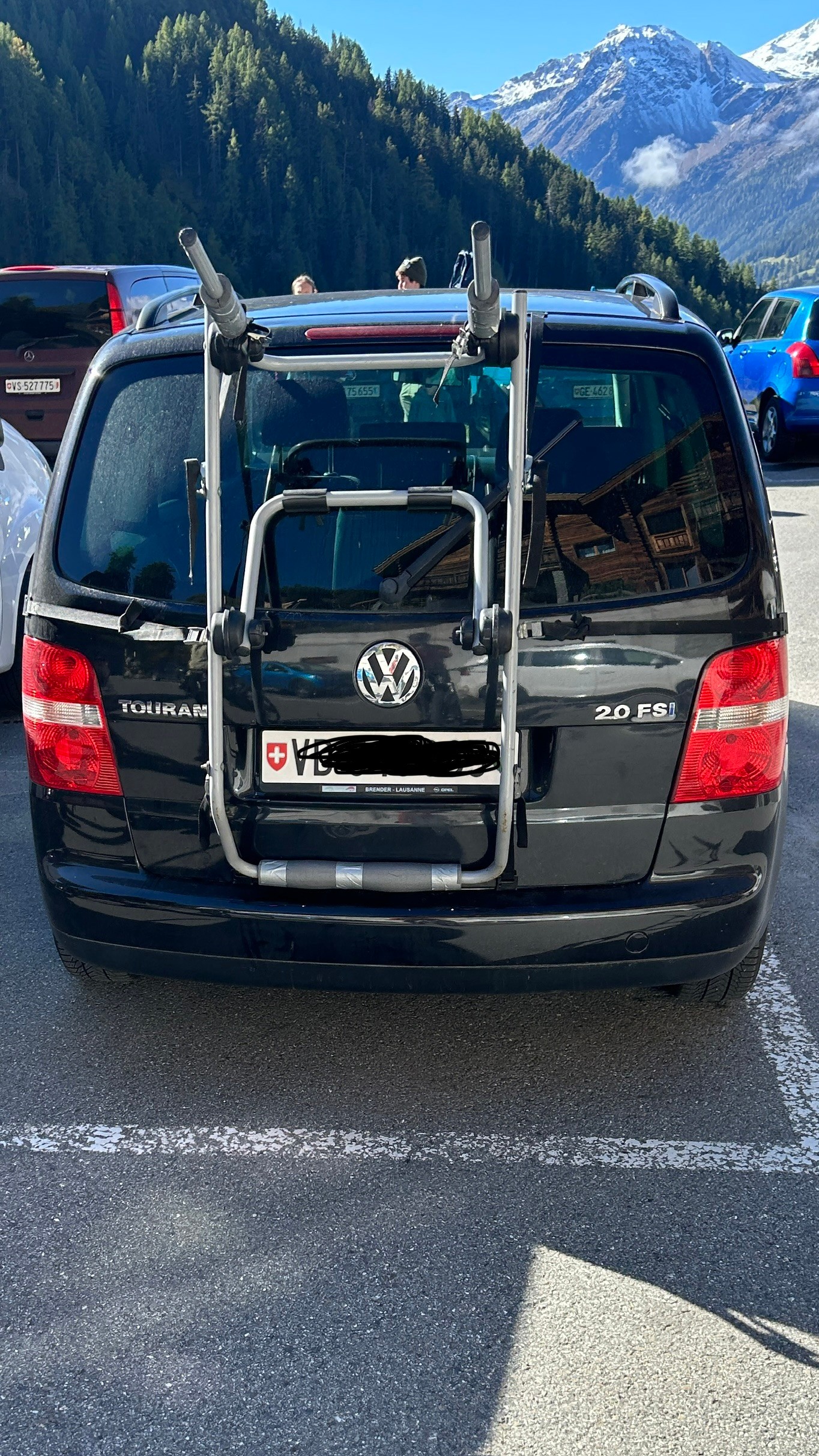 VW 2.0 FSI Trendline-image-1