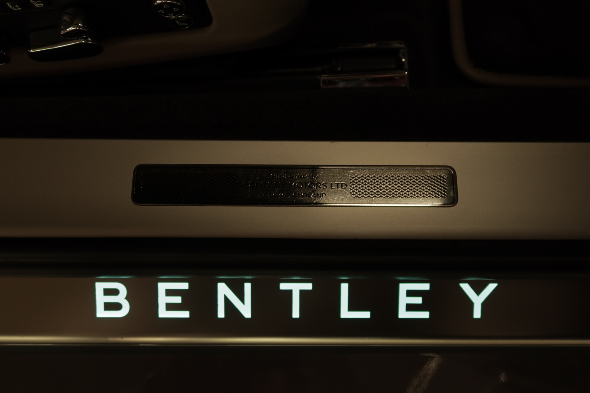 BENTLEY 6.0 W12-image-7