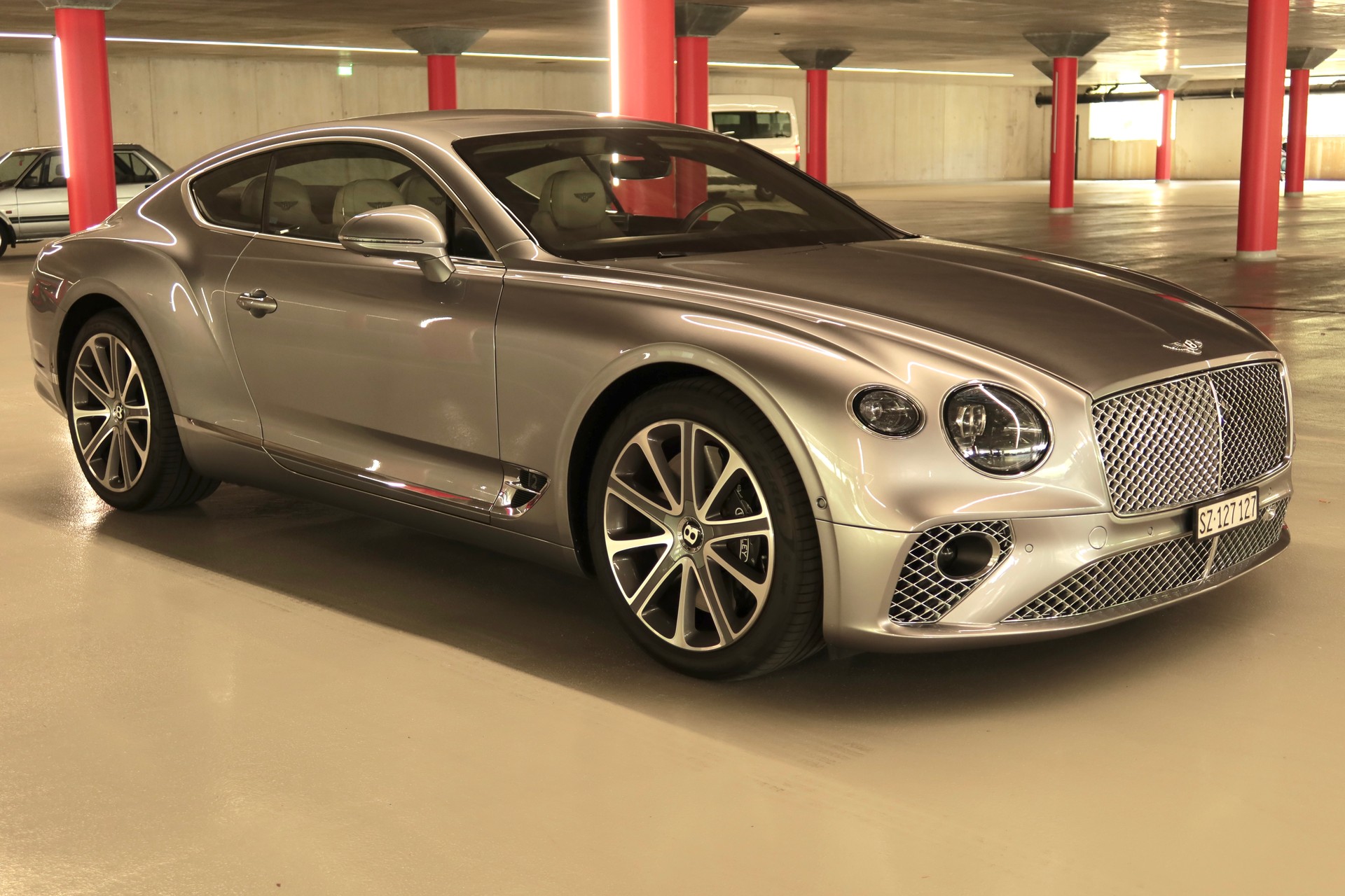 BENTLEY 6.0 W12-image-0