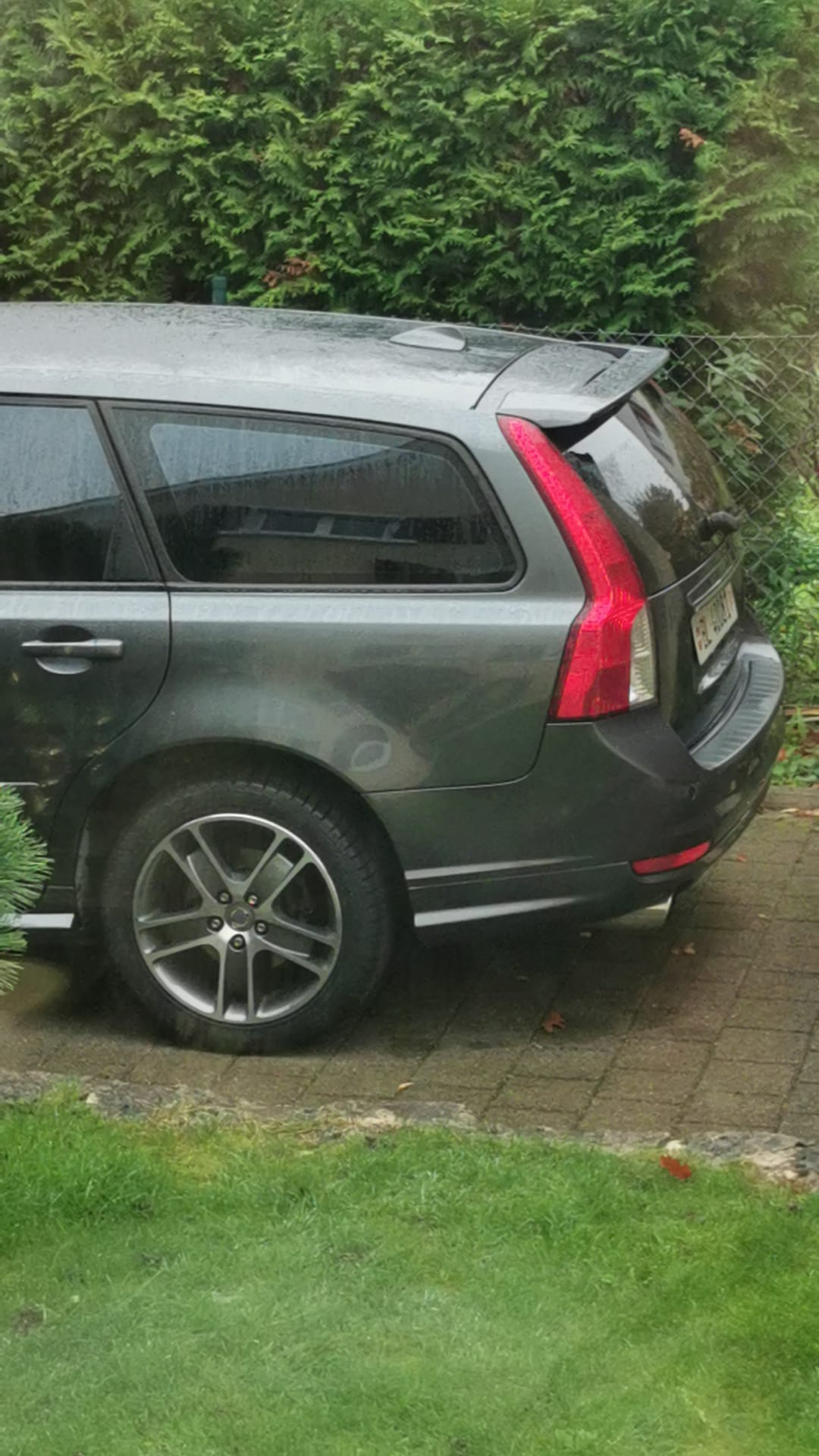 VOLVO V50 T5 Summum R-Design AWD-image-8