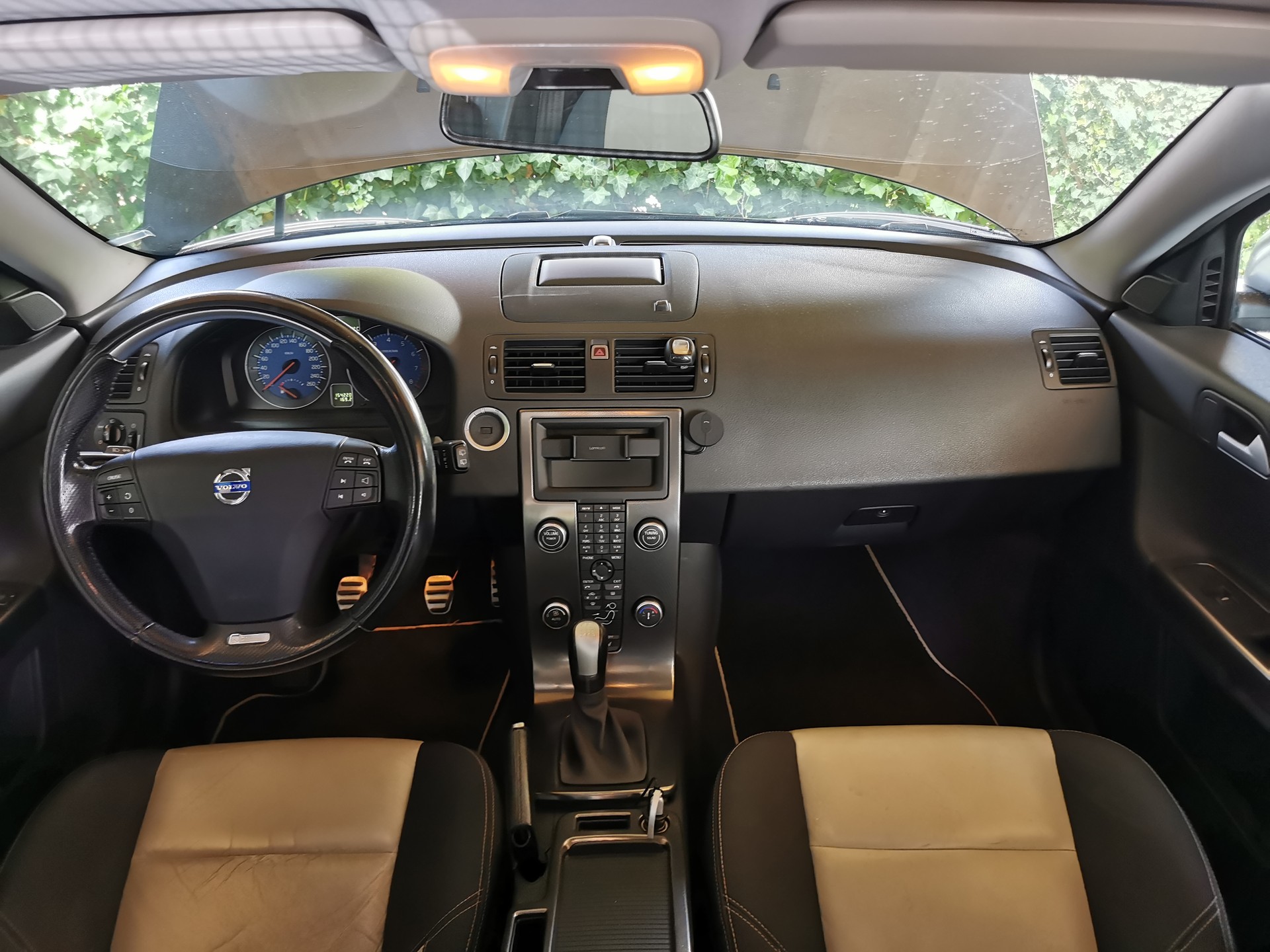 VOLVO V50 T5 Summum R-Design AWD-image-5
