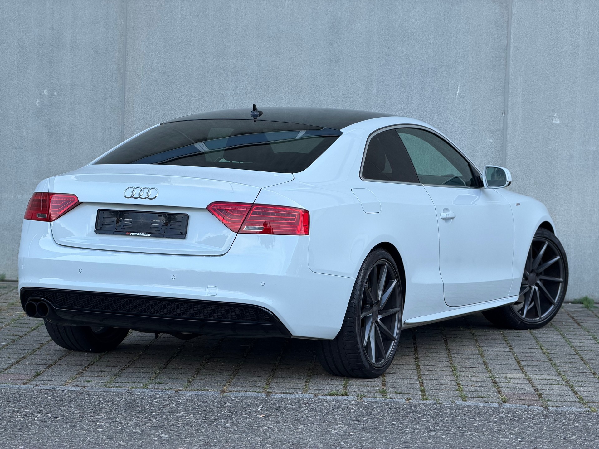 AUDI A5 Coupé 2.0 TFSI quattro S-tronic-image-4