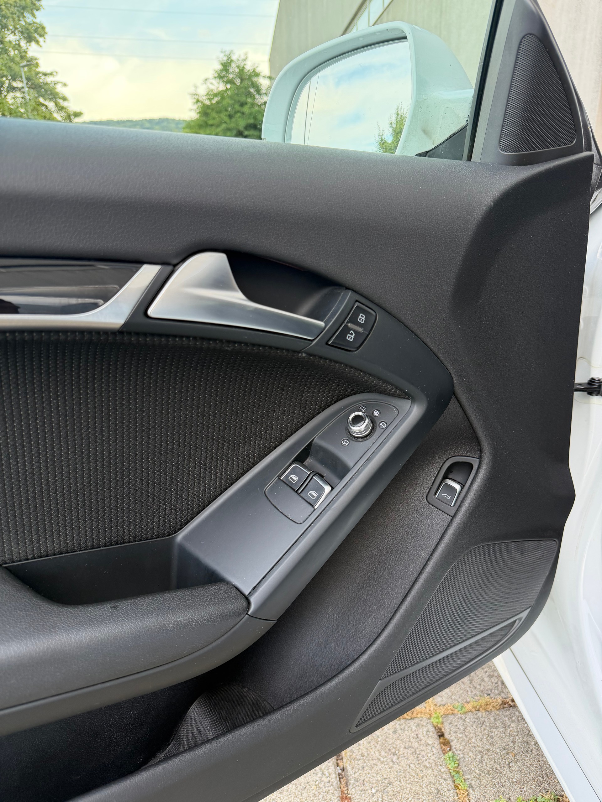 AUDI A5 Coupé 2.0 TFSI quattro S-tronic-image-15