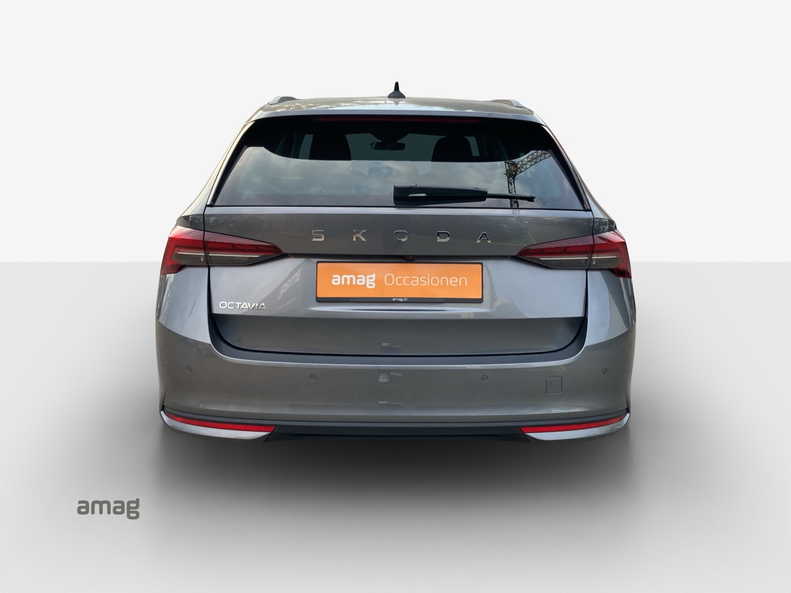 SKODA Octavia Combi 1.5 TSI mHEV DSG Dynamic-image-3