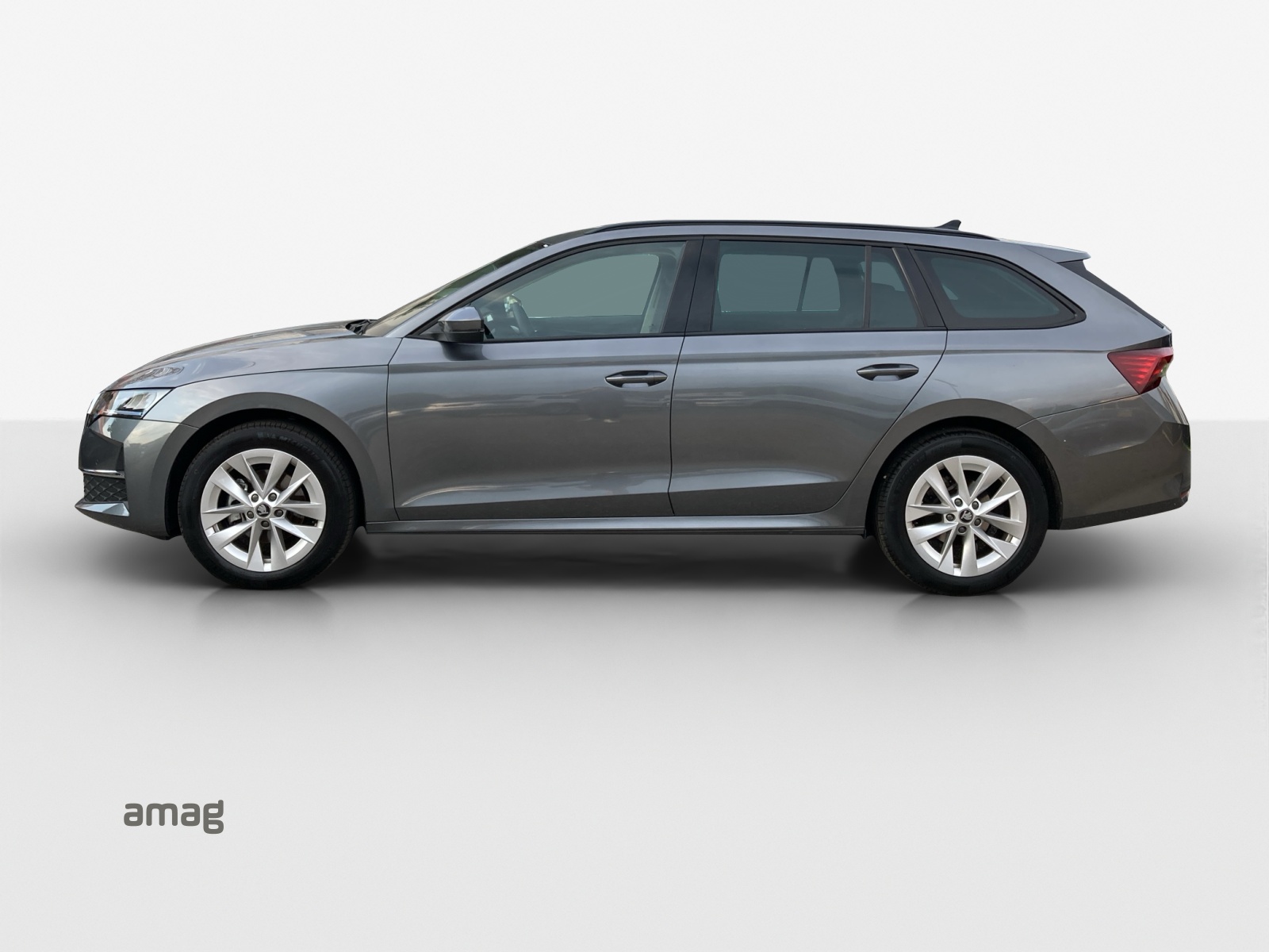 SKODA Octavia Combi 1.5 TSI mHEV DSG Dynamic-image-1