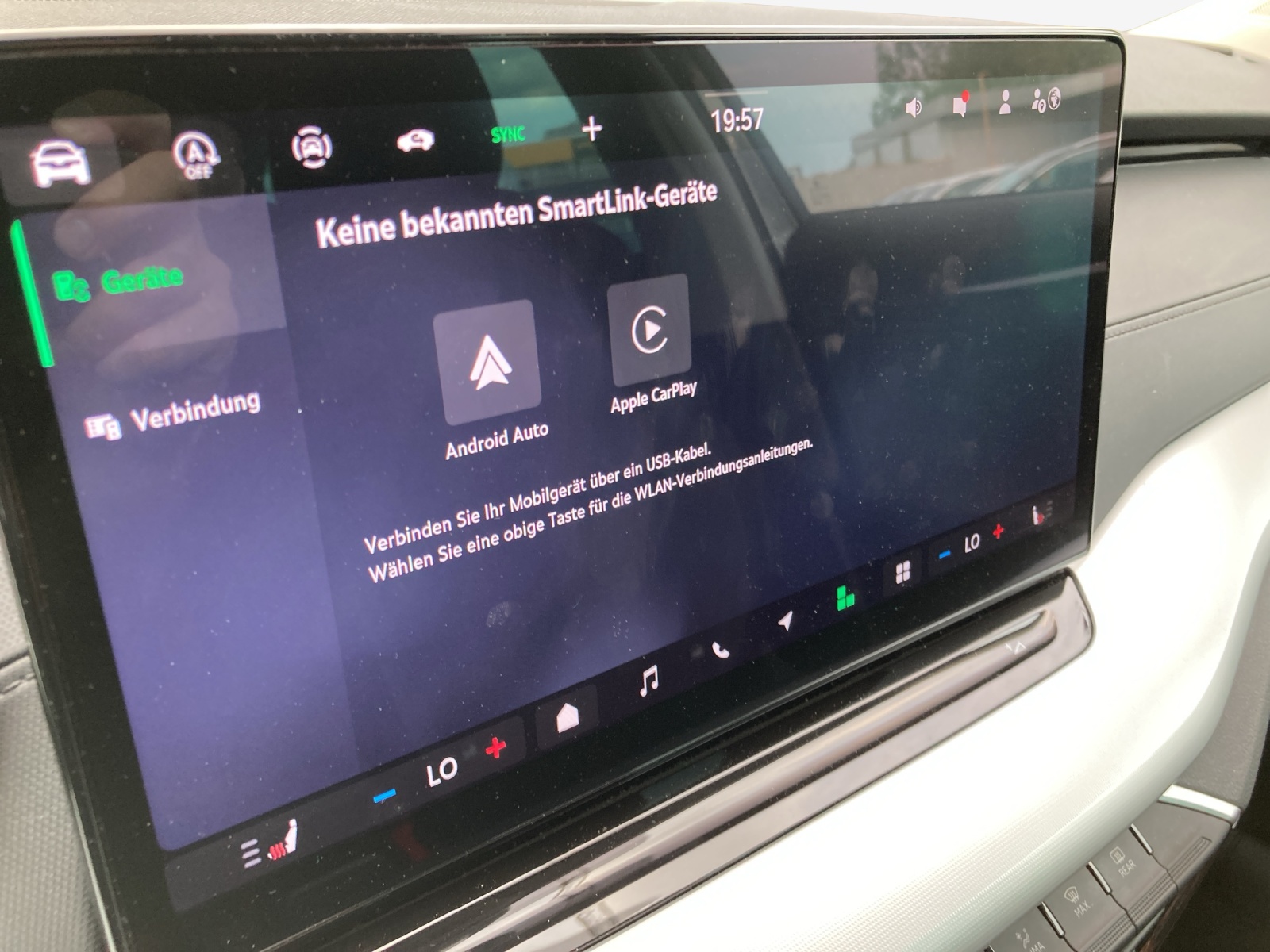 SKODA Octavia Combi 1.5 TSI mHEV DSG Dynamic-image-15