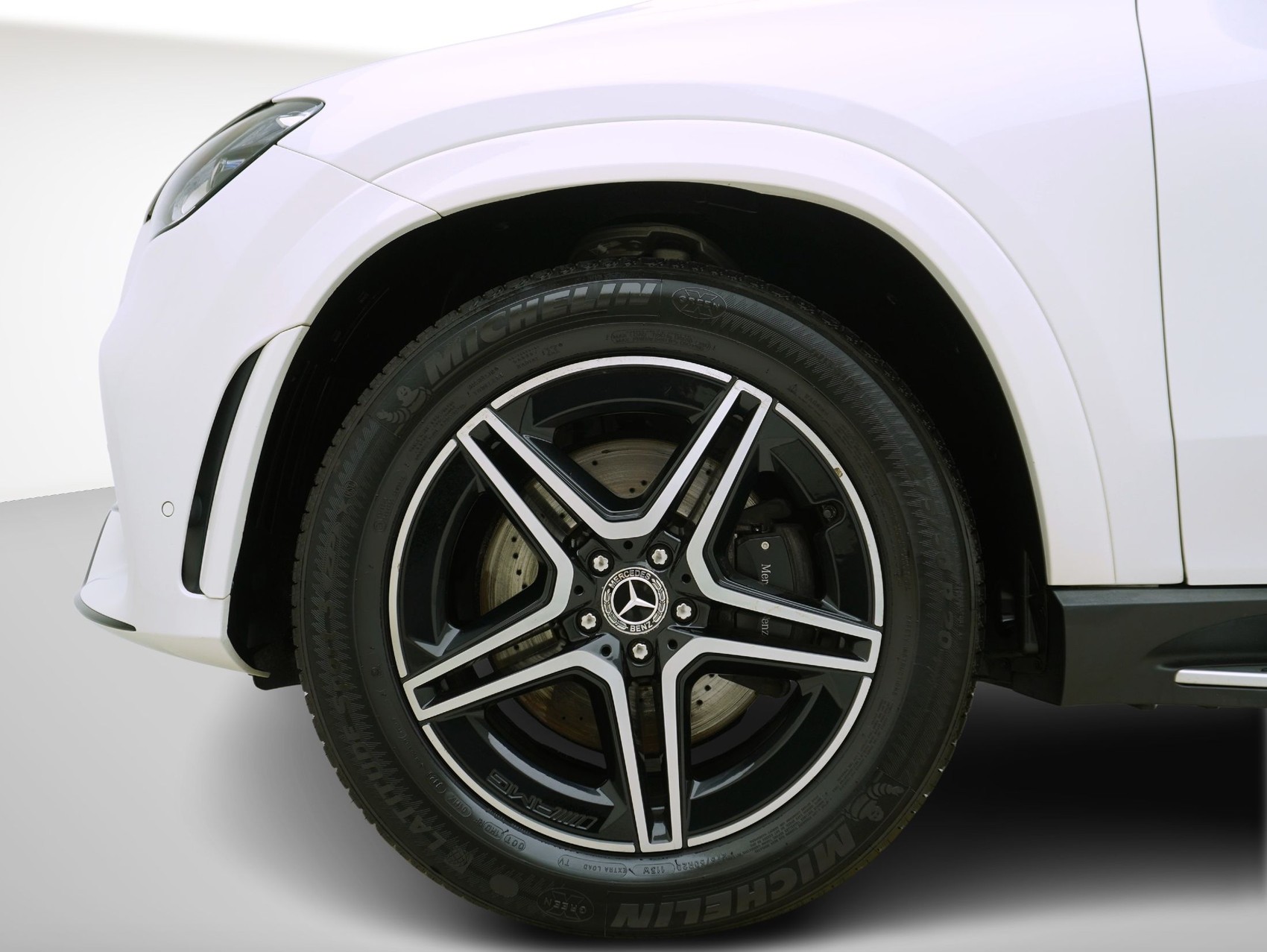 MERCEDES-BENZ GLE-Klasse GLE 350 d AMG Line 4matic-image-7