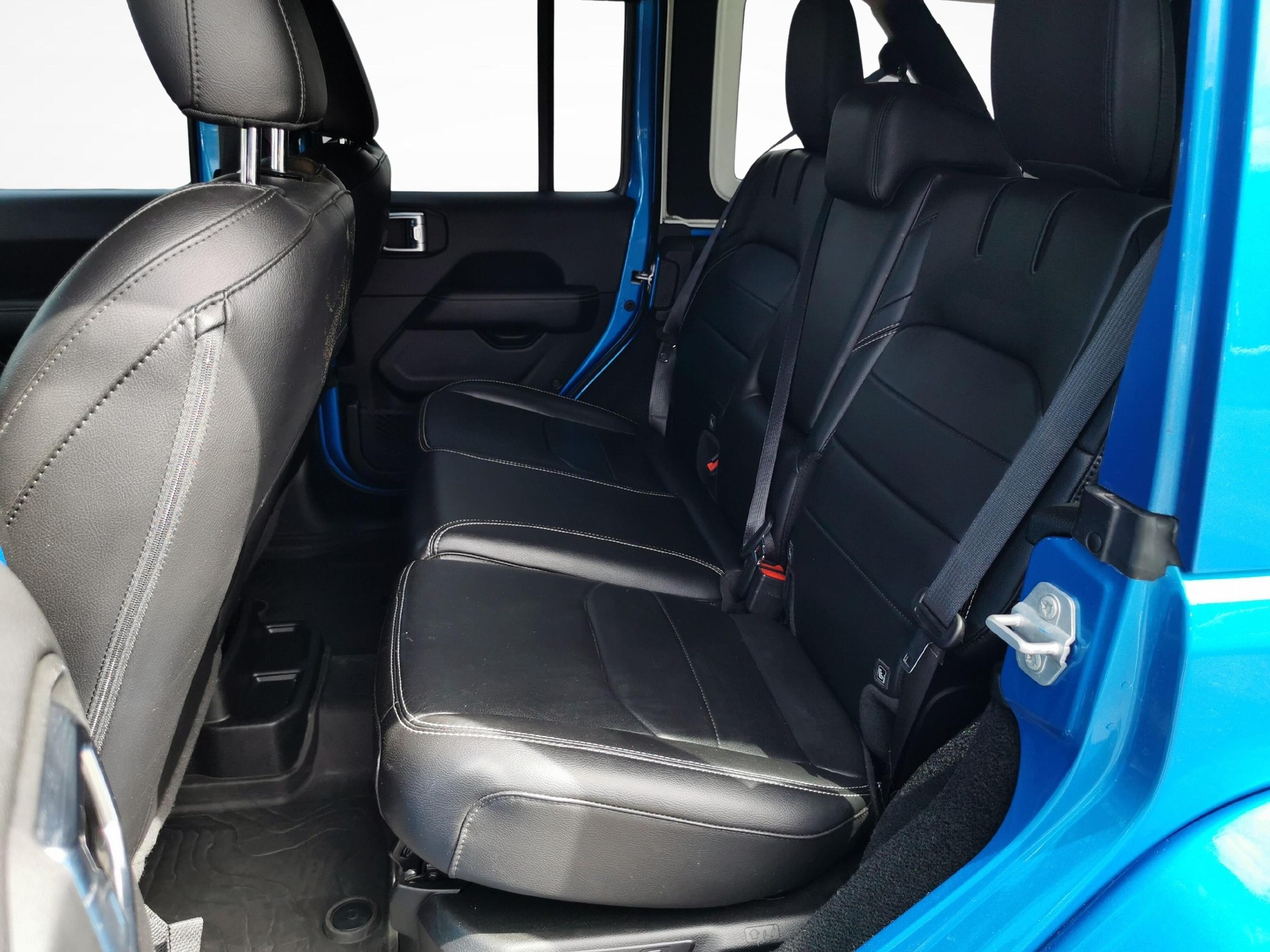 JEEP Wrangler 2.0 Turbo Overland Unlimited 4xe-image-7