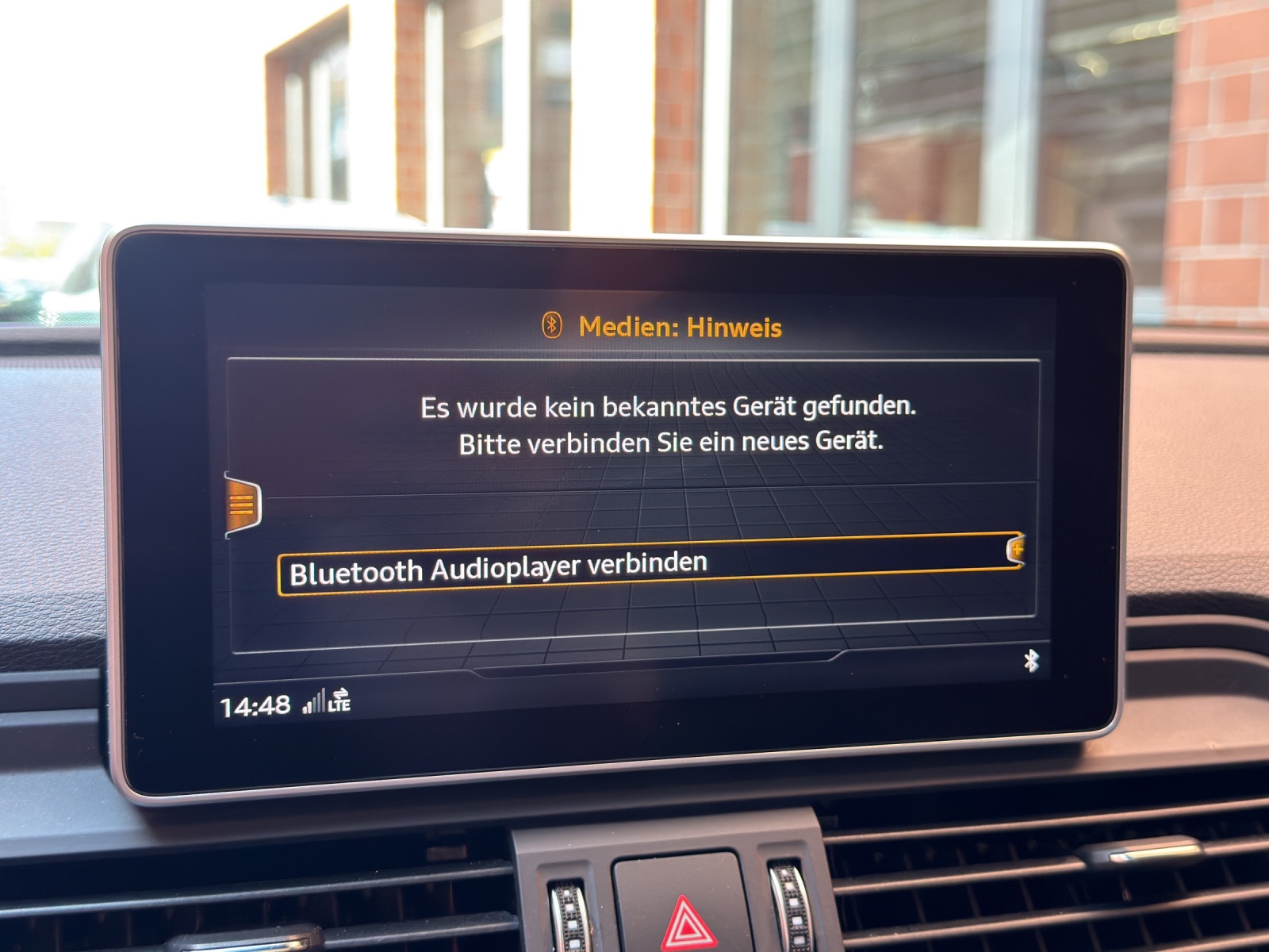 AUDI Q5 2.0 TFSI sport quattro S-tronic-image-21
