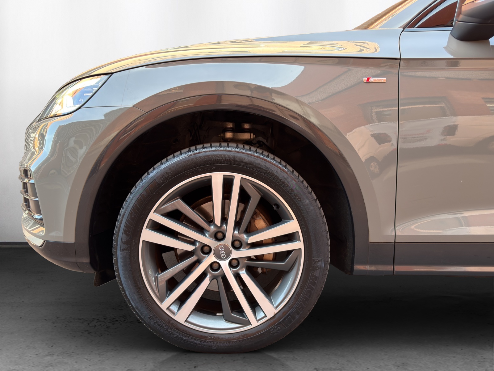 AUDI Q5 2.0 TFSI sport quattro S-tronic-image-12