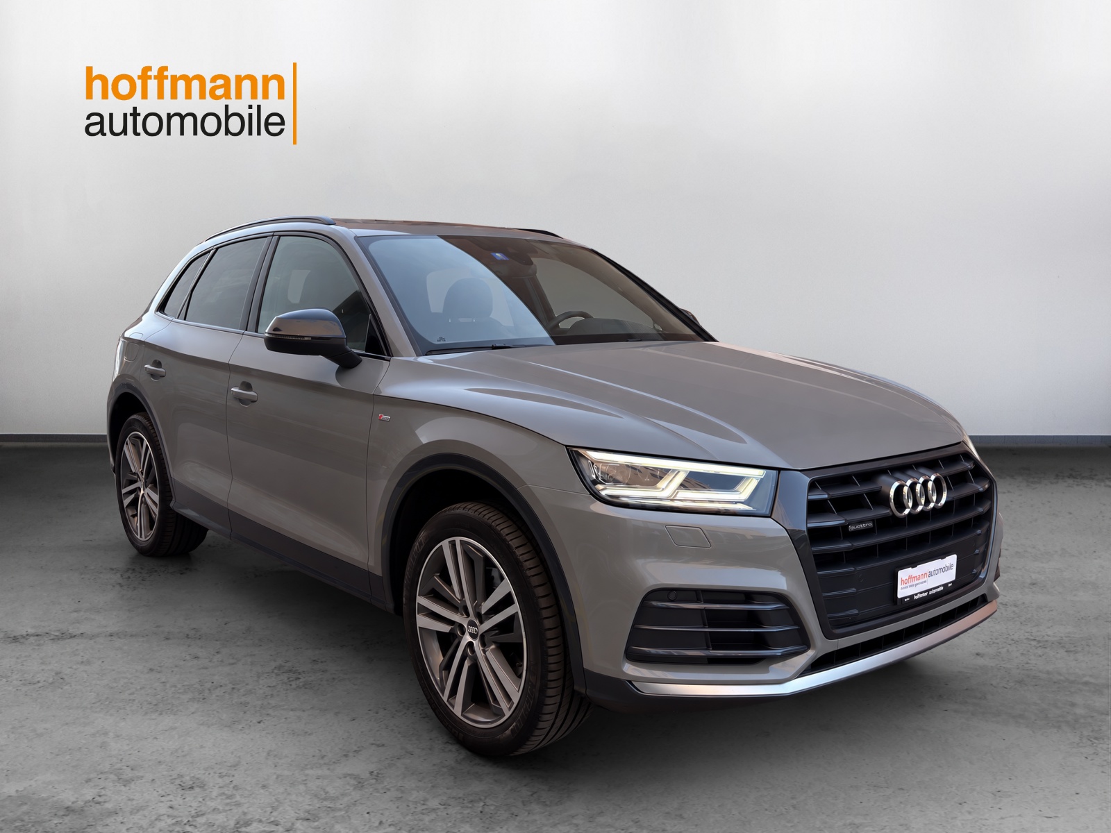 AUDI Q5 2.0 TFSI sport quattro S-tronic-image-2