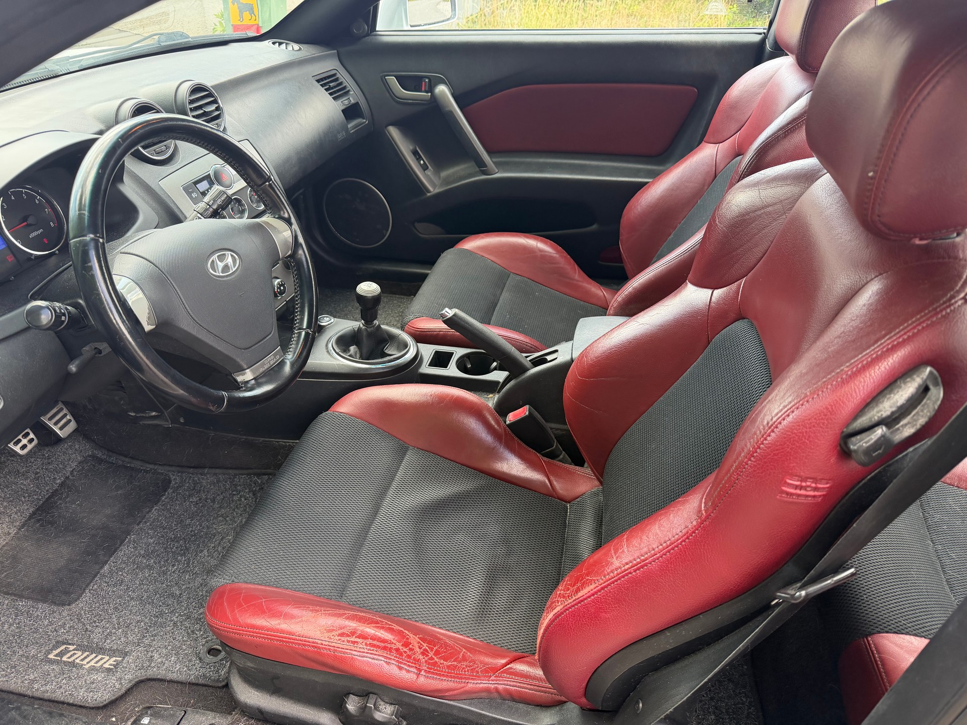 HYUNDAI Coupé 2.0 16V CVVT FX-image-9