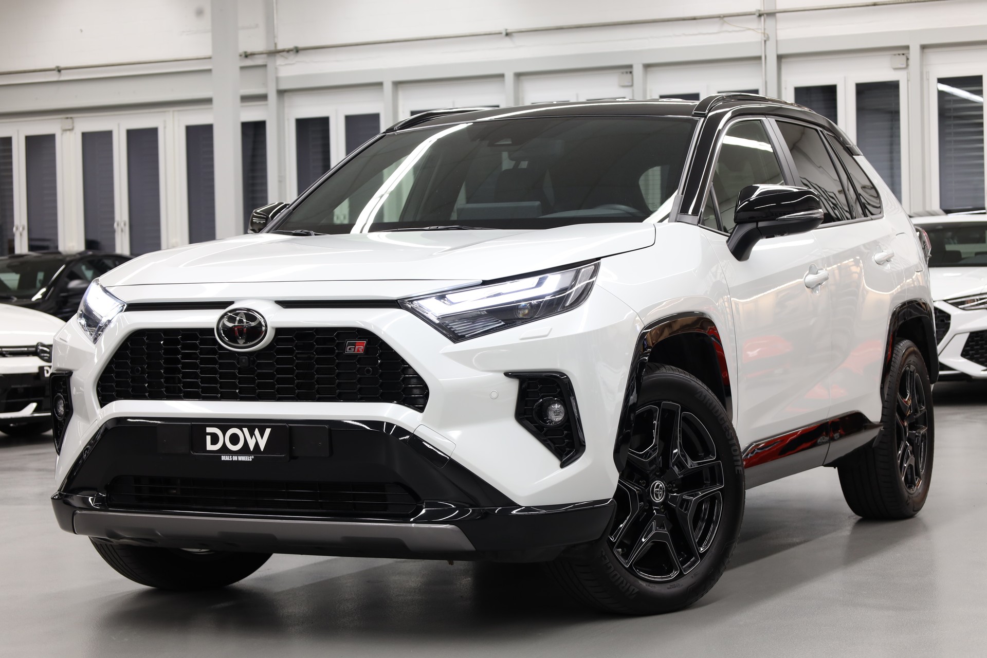 TOYOTA RAV-4 2.5 HEV GR Sport e-CVT 4WD-image-0