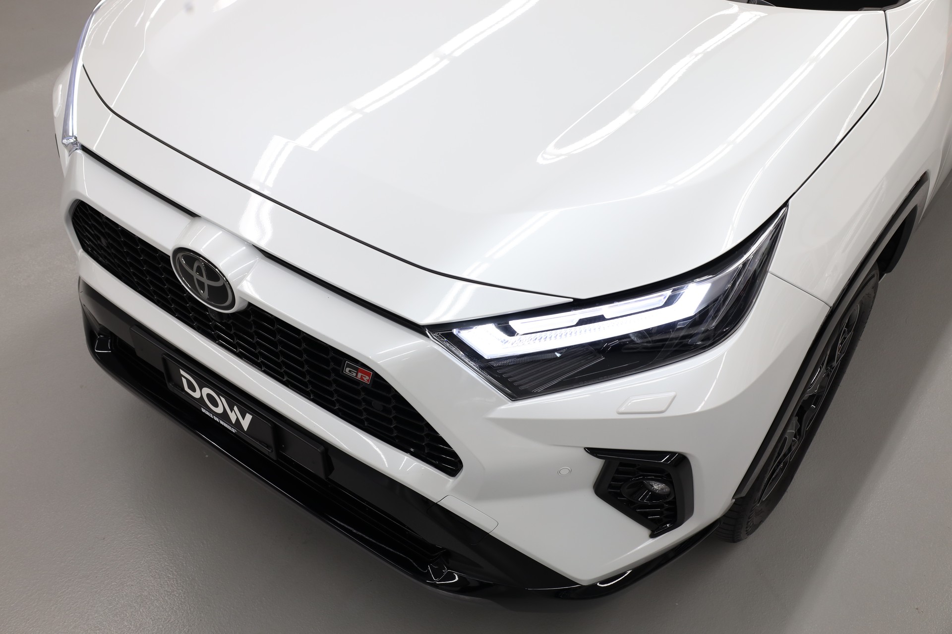 TOYOTA RAV-4 2.5 HEV GR Sport e-CVT 4WD-image-4