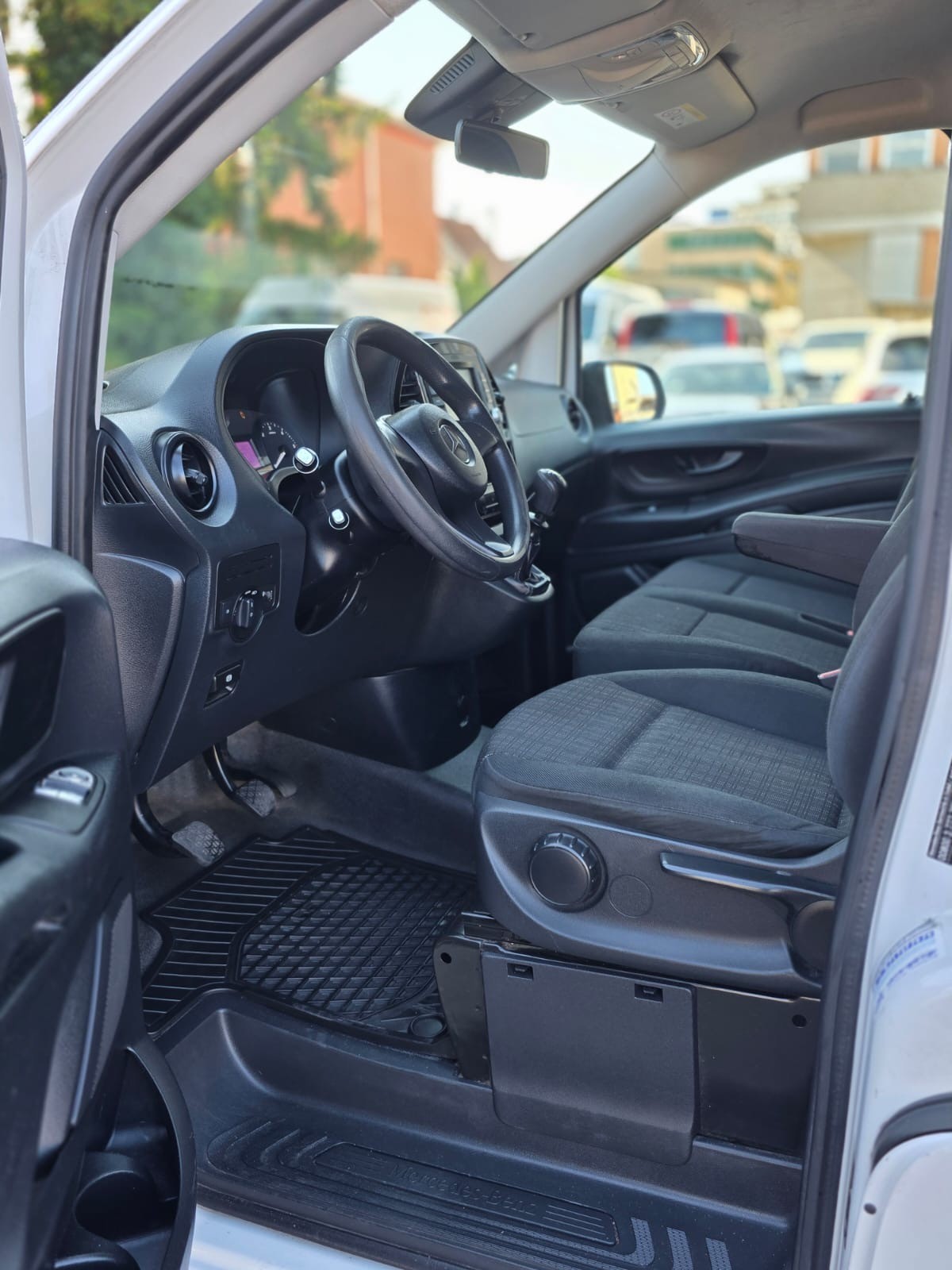 MERCEDES-BENZ Vito 114 CDI Lang-image-8